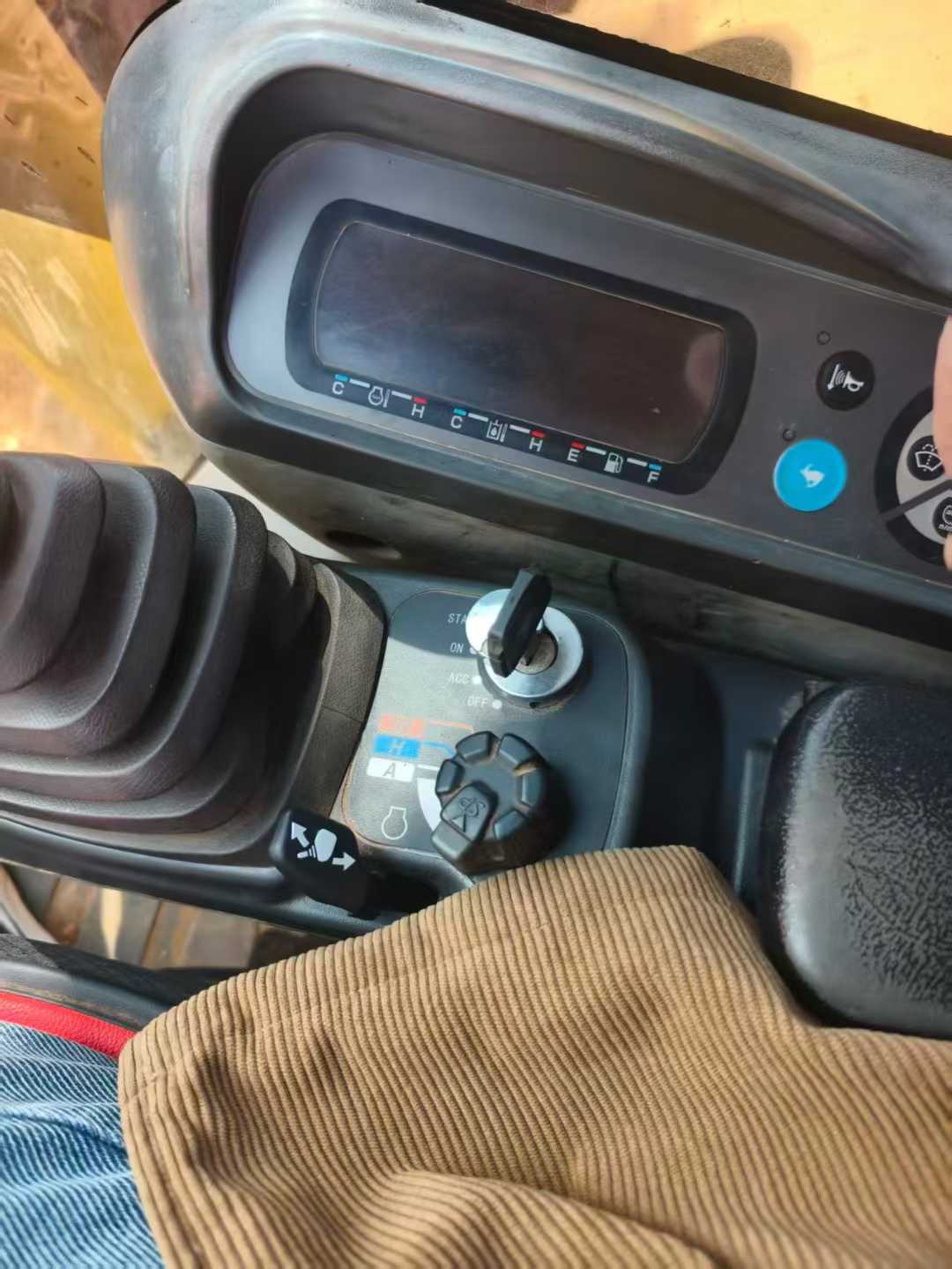 Used Sumitomo NS-35 Excavator 2016 Model / 7