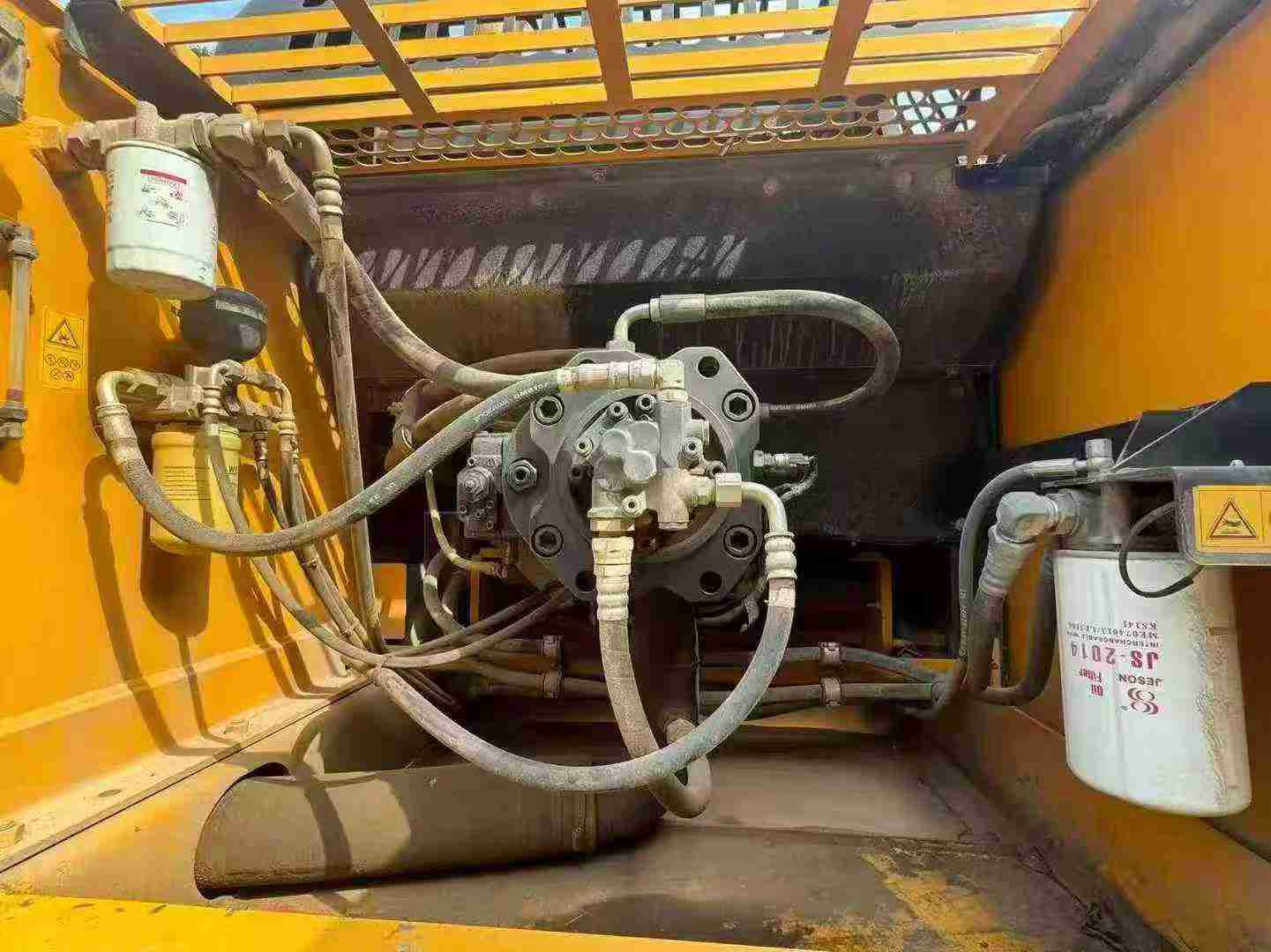 Used Kato HD1430R Excavator 2018 Model / 6