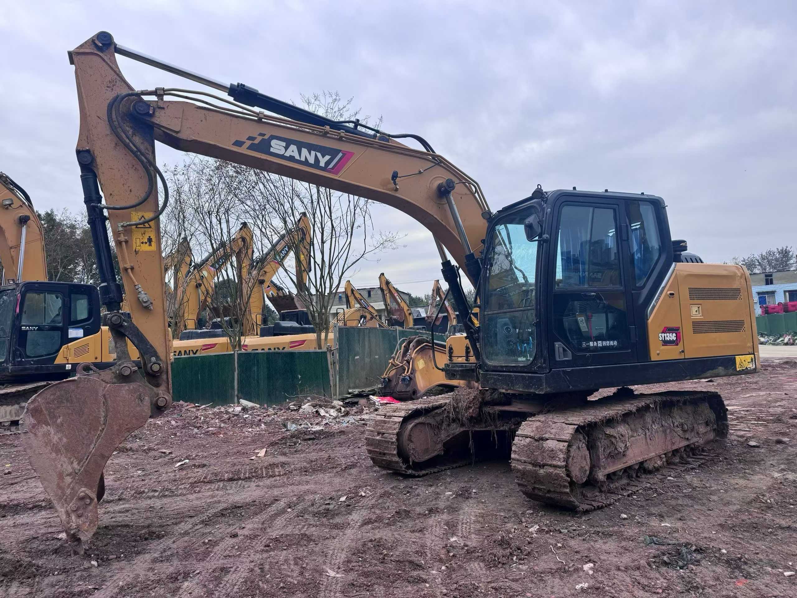 Used Sany SY135 Excavator 2023 Model / 4