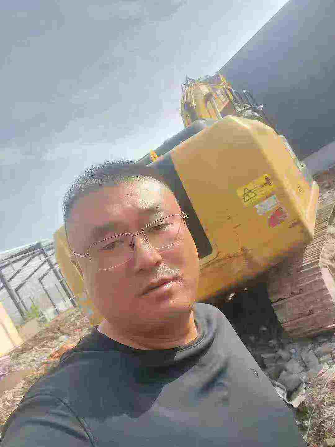 Used Caterpillar 320E Excavator 2016 Model