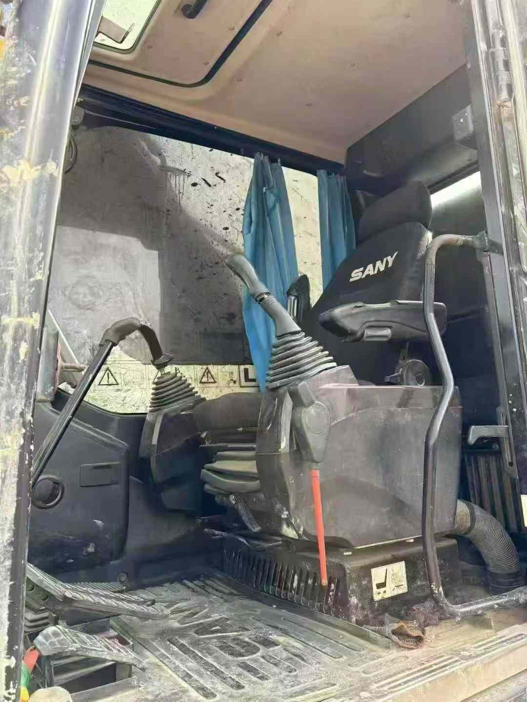 Used Sany SY205H Excavator 2020 Model / 4