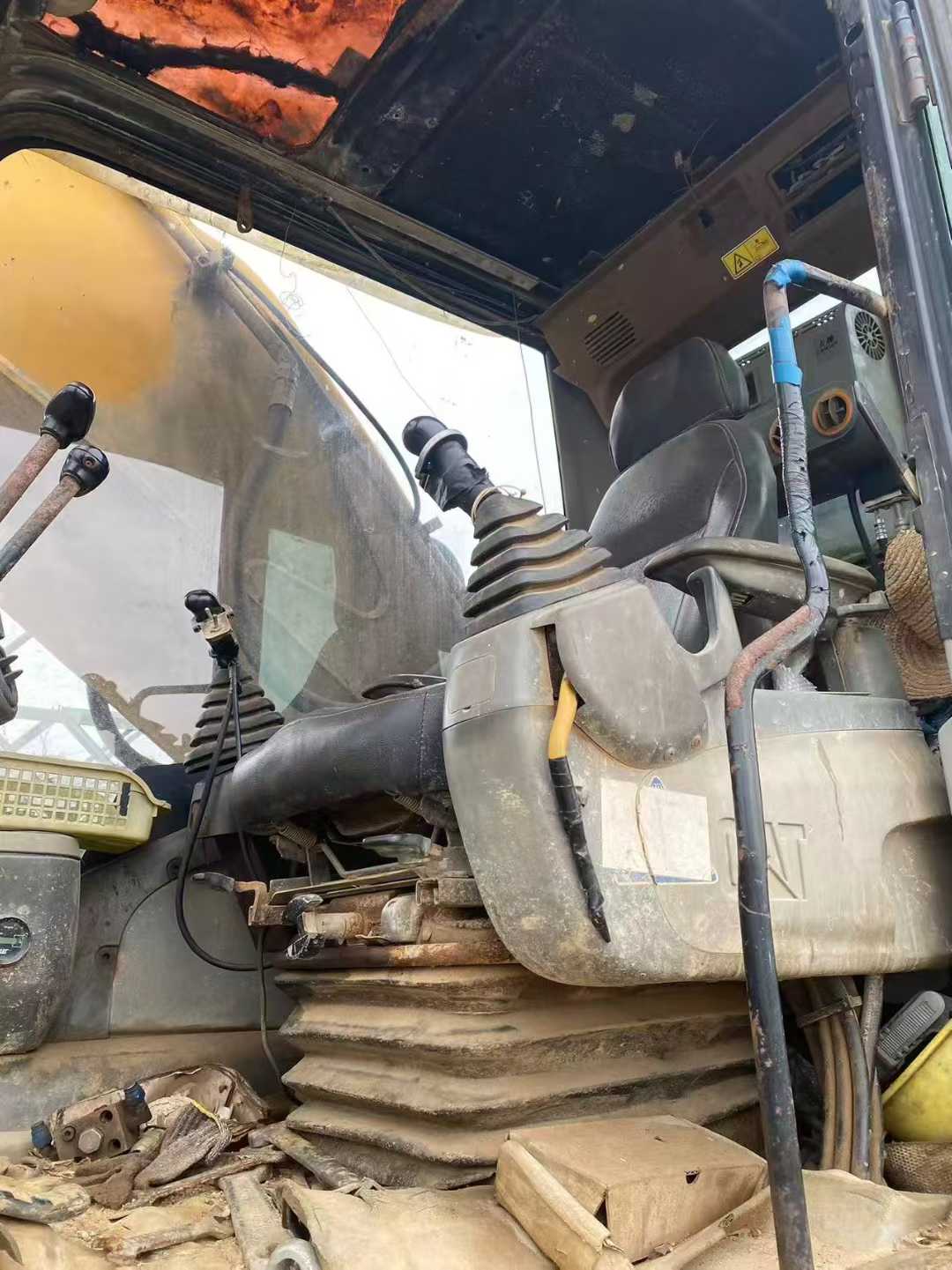 Used Caterpillar 345D Excavator 2016 Model / 5