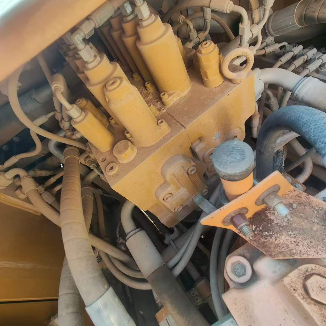 Used Sany SY200H Excavator 2020 Model / 6