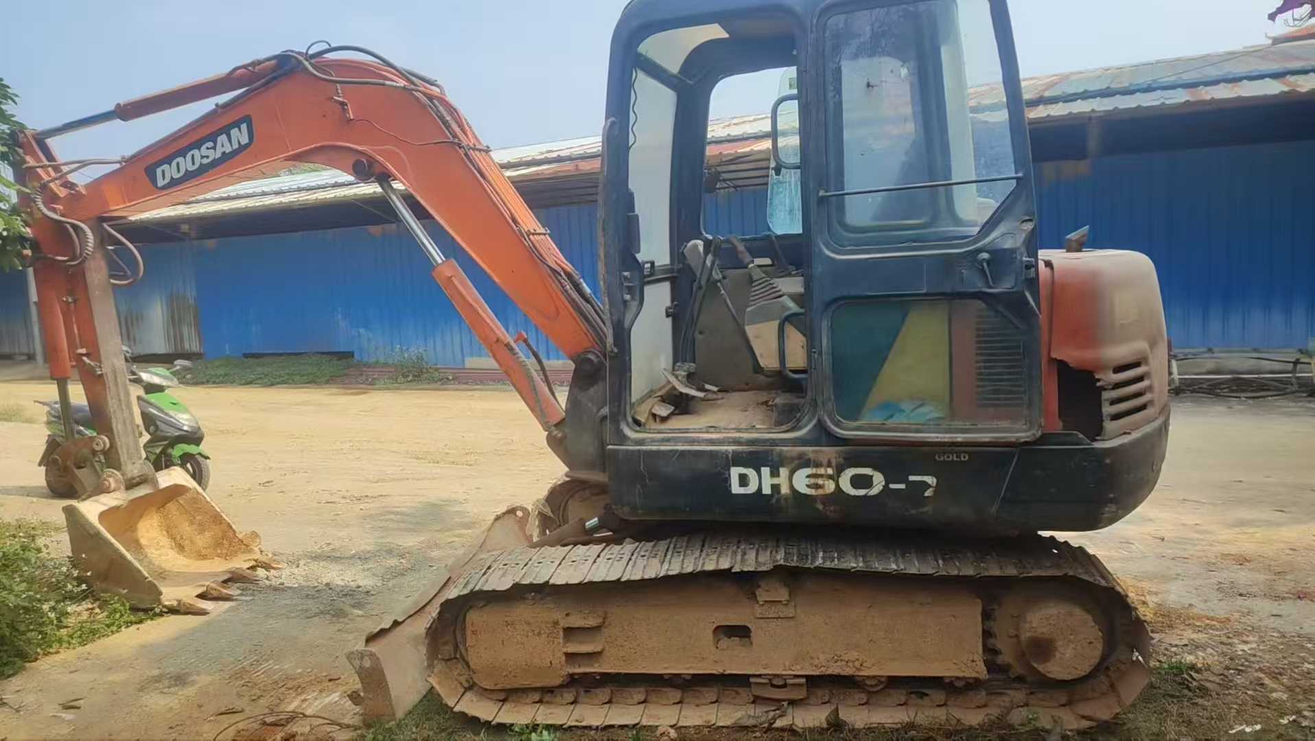 Used Doosan DH55-7 Excavator 2016 Model / 5