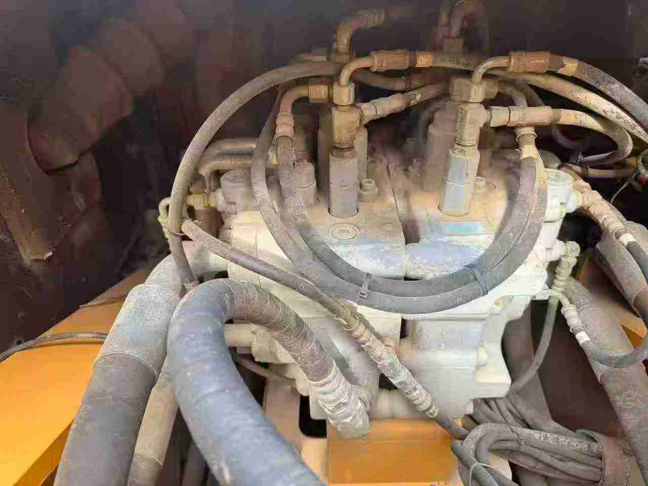 Used Kato HD1430R Excavator 2018 Model / 5