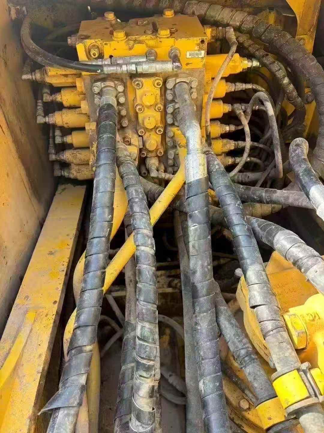 Used Komatsu PC200-8 Excavator 2018 Model / 7