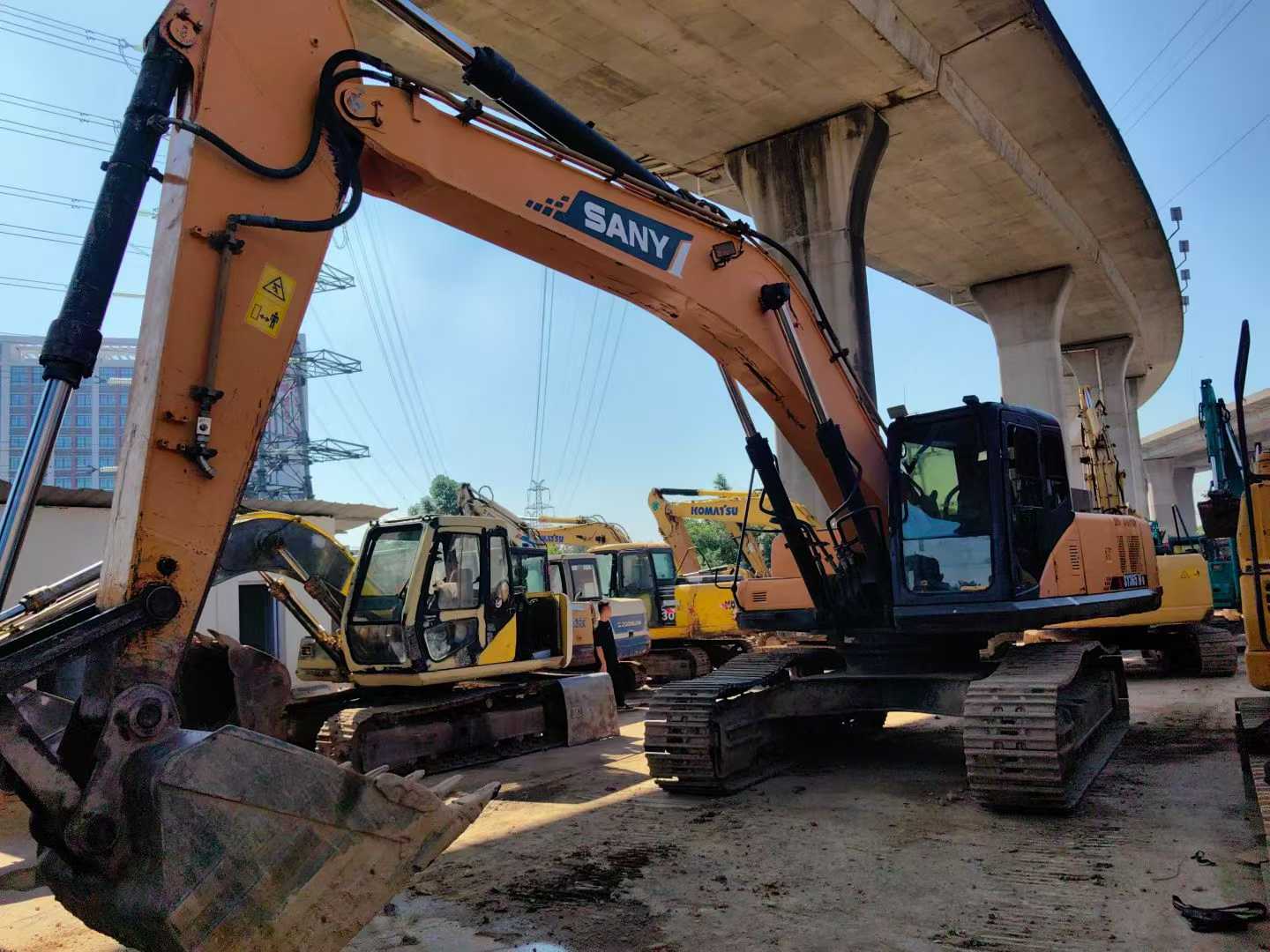 Used Sany SY305-9 Excavator 2016 Model / 3