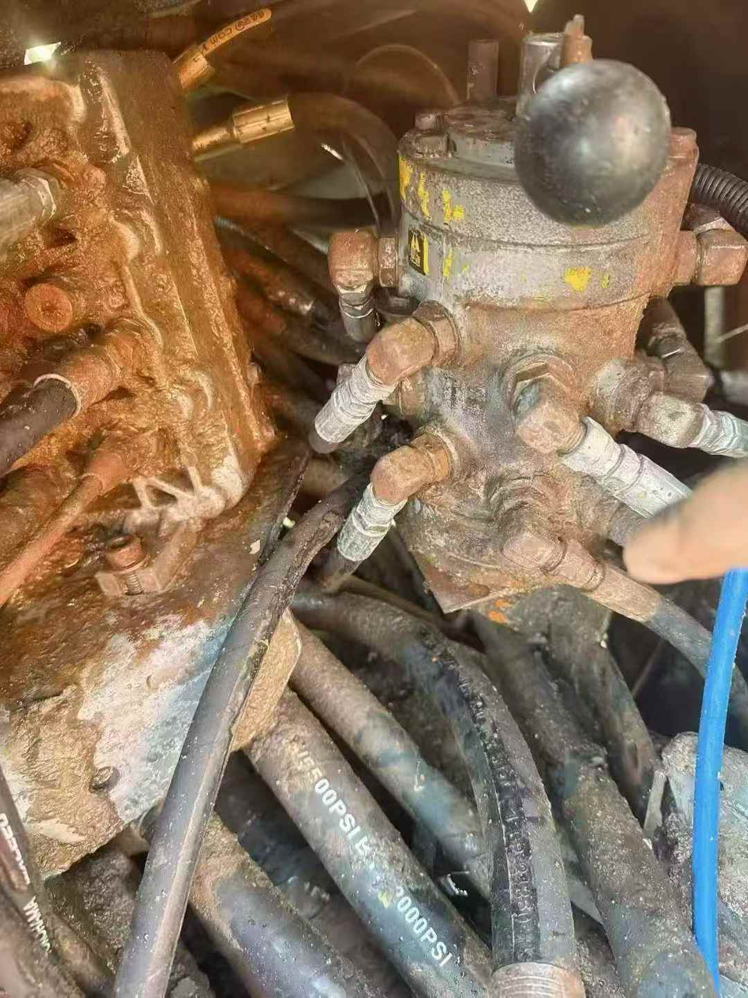 Used Hitachi ZAXIS200 Excavator 2016 Model / 6