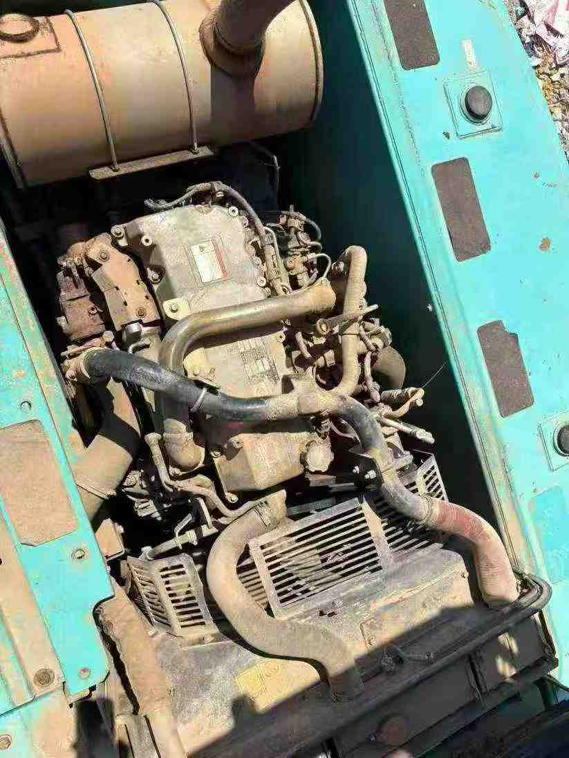 Used Kobelco SK210 Excavator 2016 Model / 6