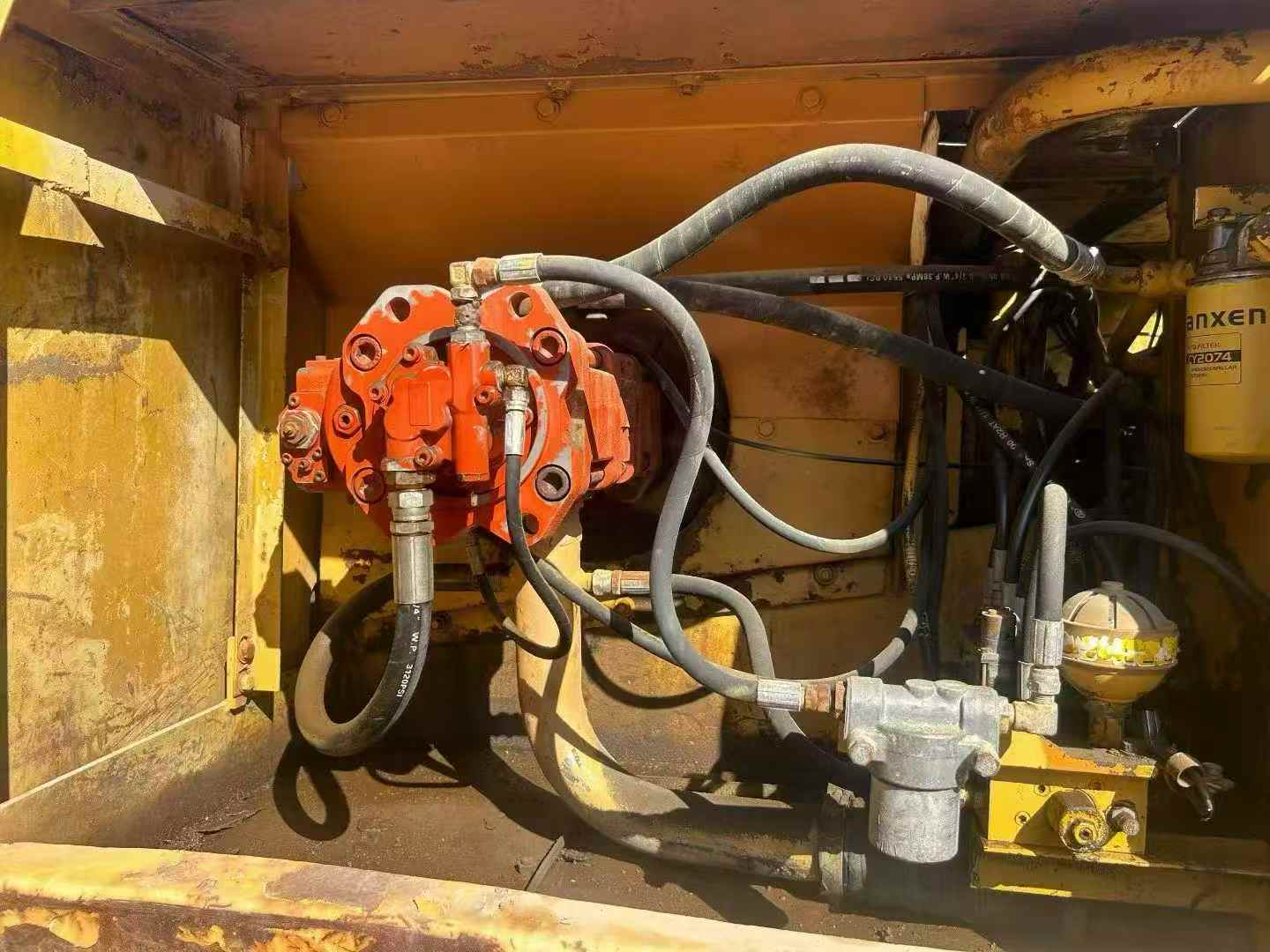 Used Caterpillar CT20 Excavator 2016 Model / 7