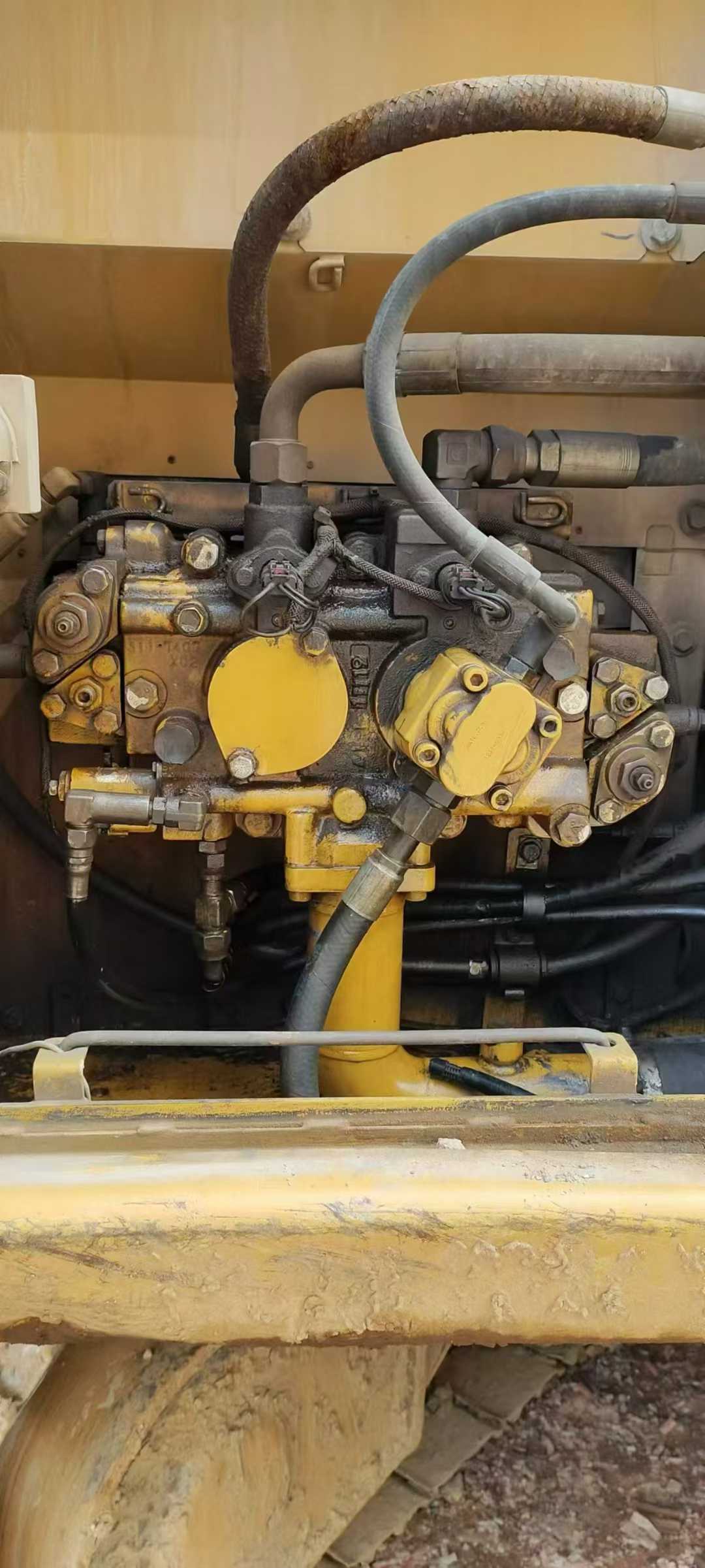 Used Caterpillar CT20 Excavator 2016 Model / 9