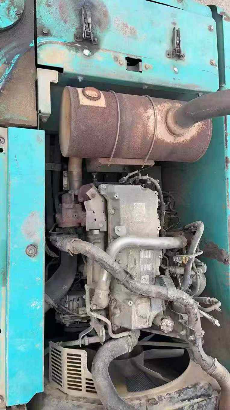 Used Kobelco SK200-8 Excavator 2016 Model / 8