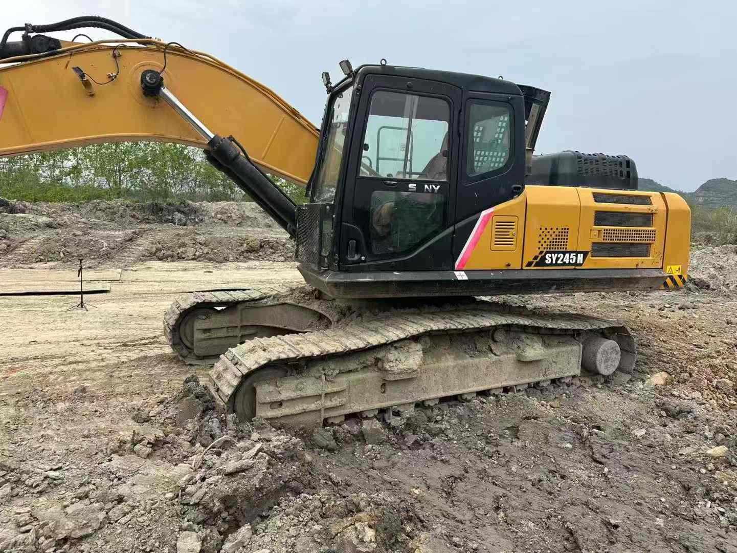 Used Sany SY245H Excavator 2020 Model / 8
