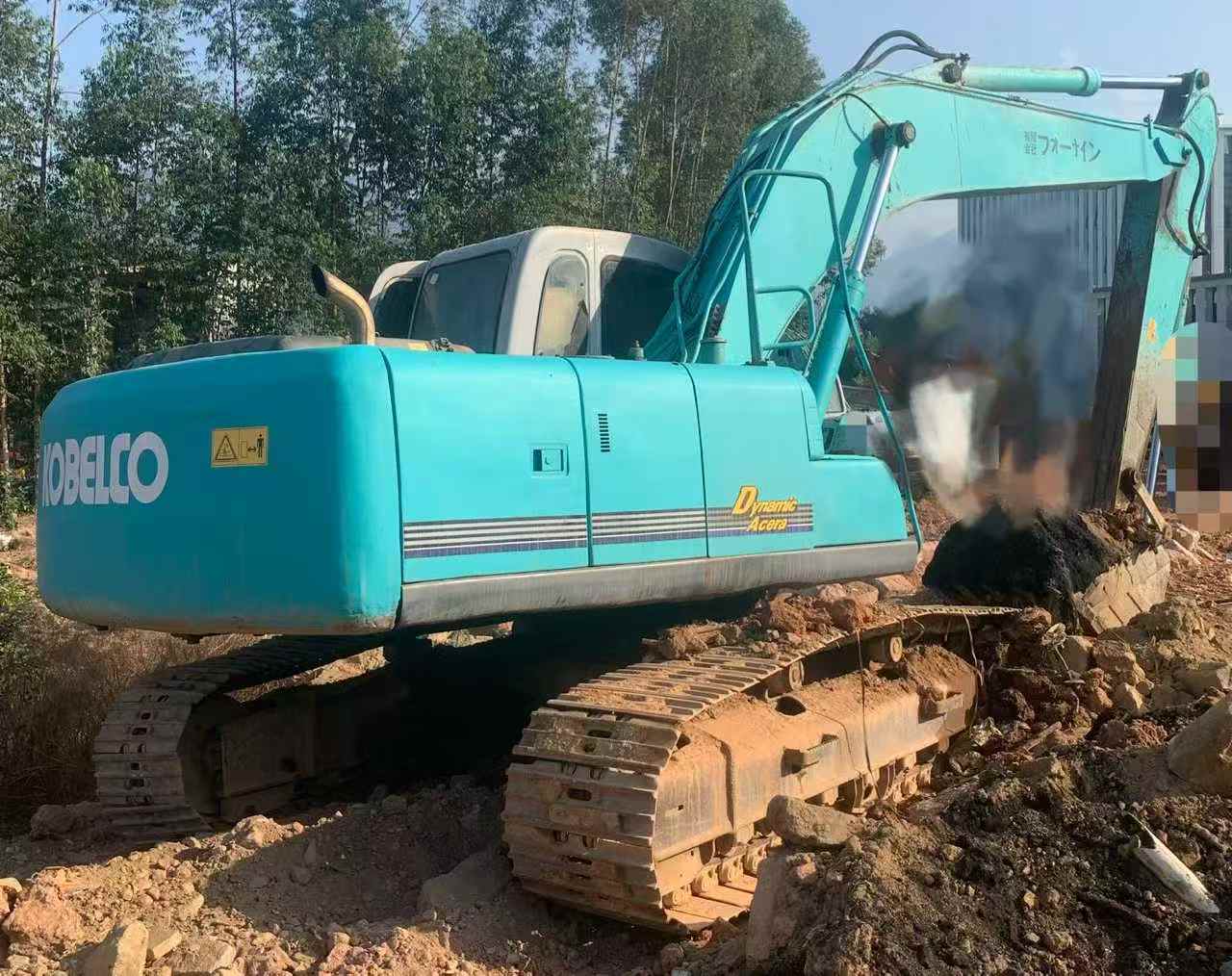 Used Kobelco SK200 Excavator 2016 Model / 2