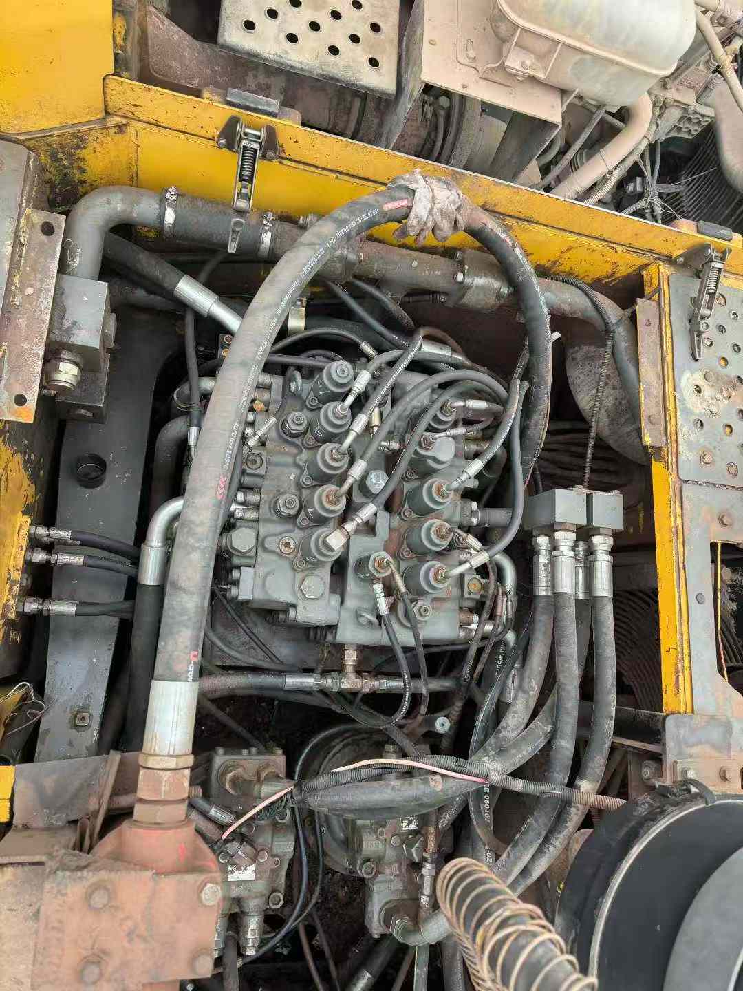 Used Volvo EC480 Excavator 2016 Model / 8