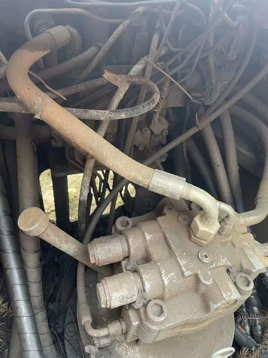 Used Hitachi ZX240-3 Excavator 2016 Model / 6