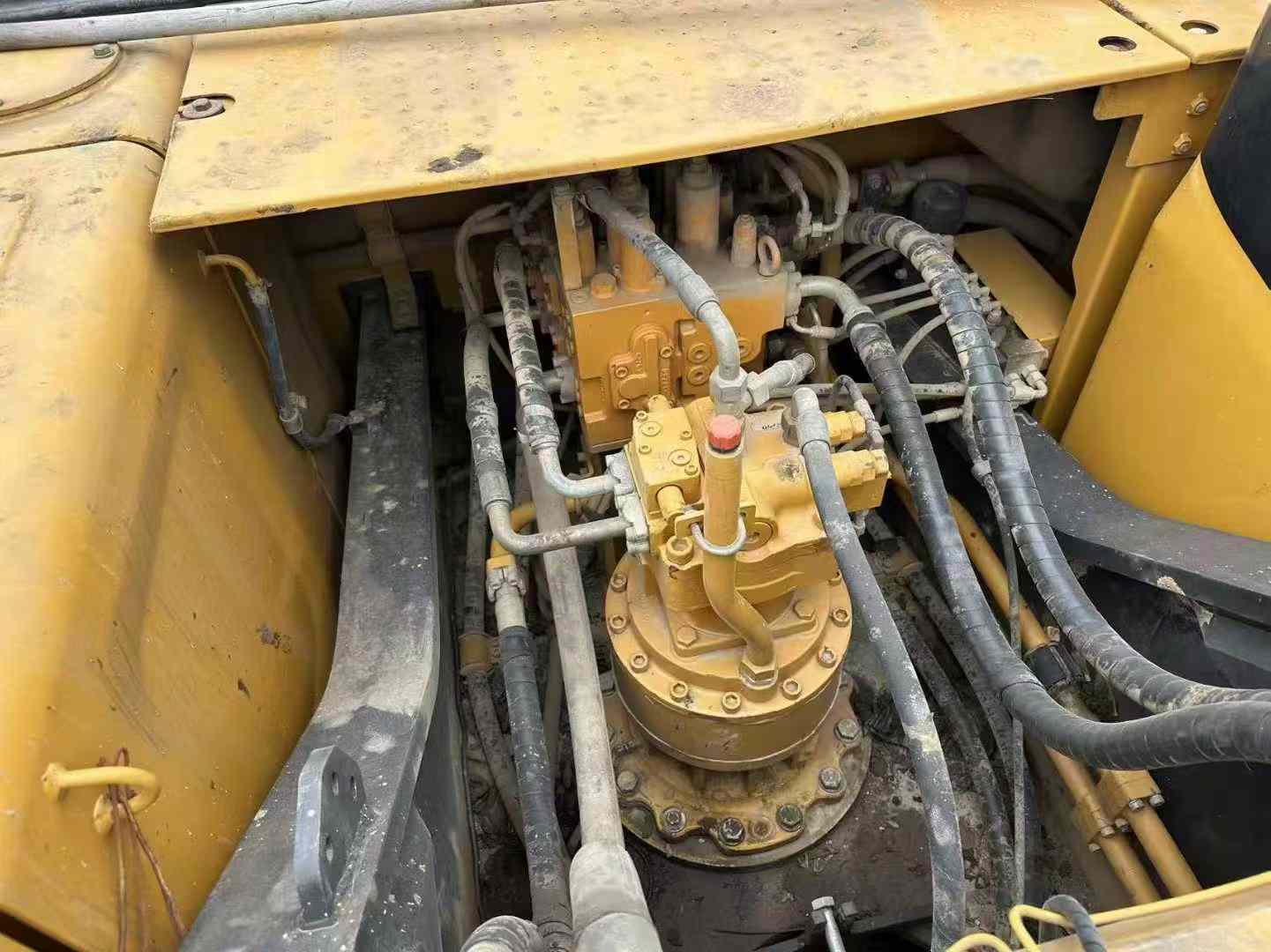 Used Sany SY245H Excavator 2020 Model / 2