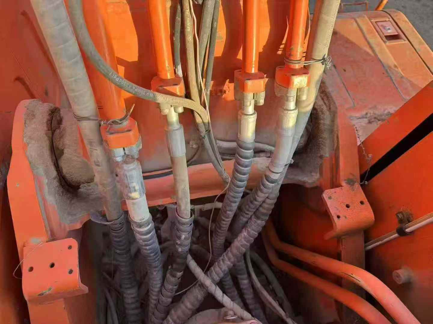 Used Doosan S225 Excavator 2016 Model / 3