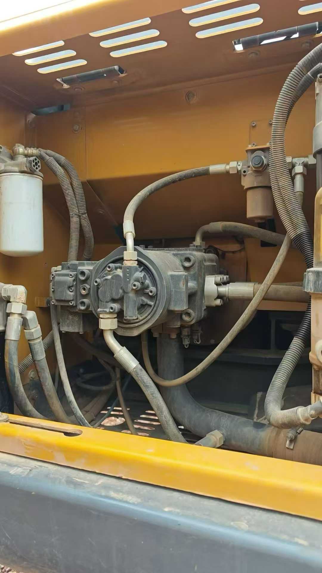 Used XCMG XE4000 Excavator 2023 Model / 8