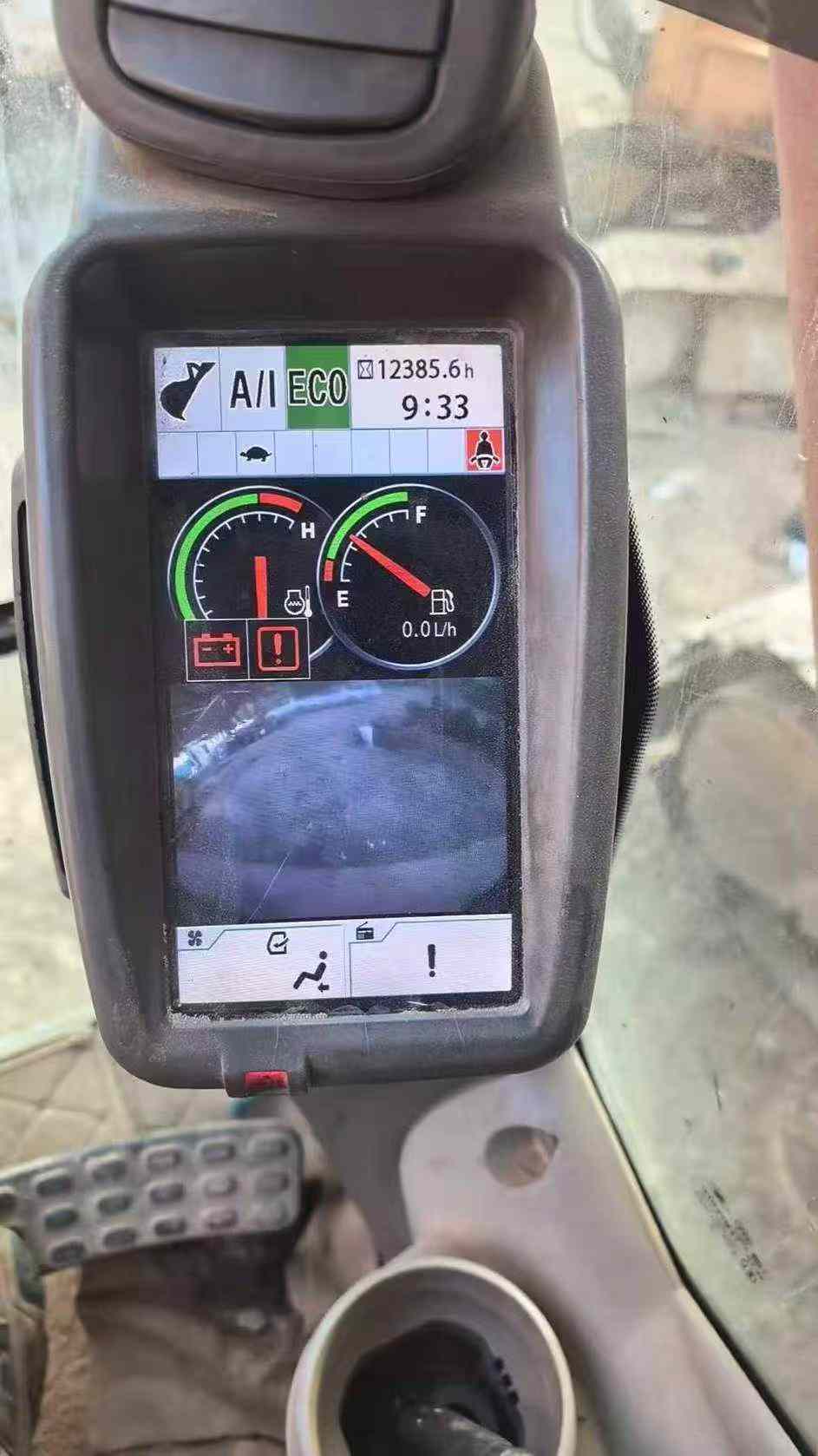 Used Hitachi ZAXIS200 Excavator 2014 Model