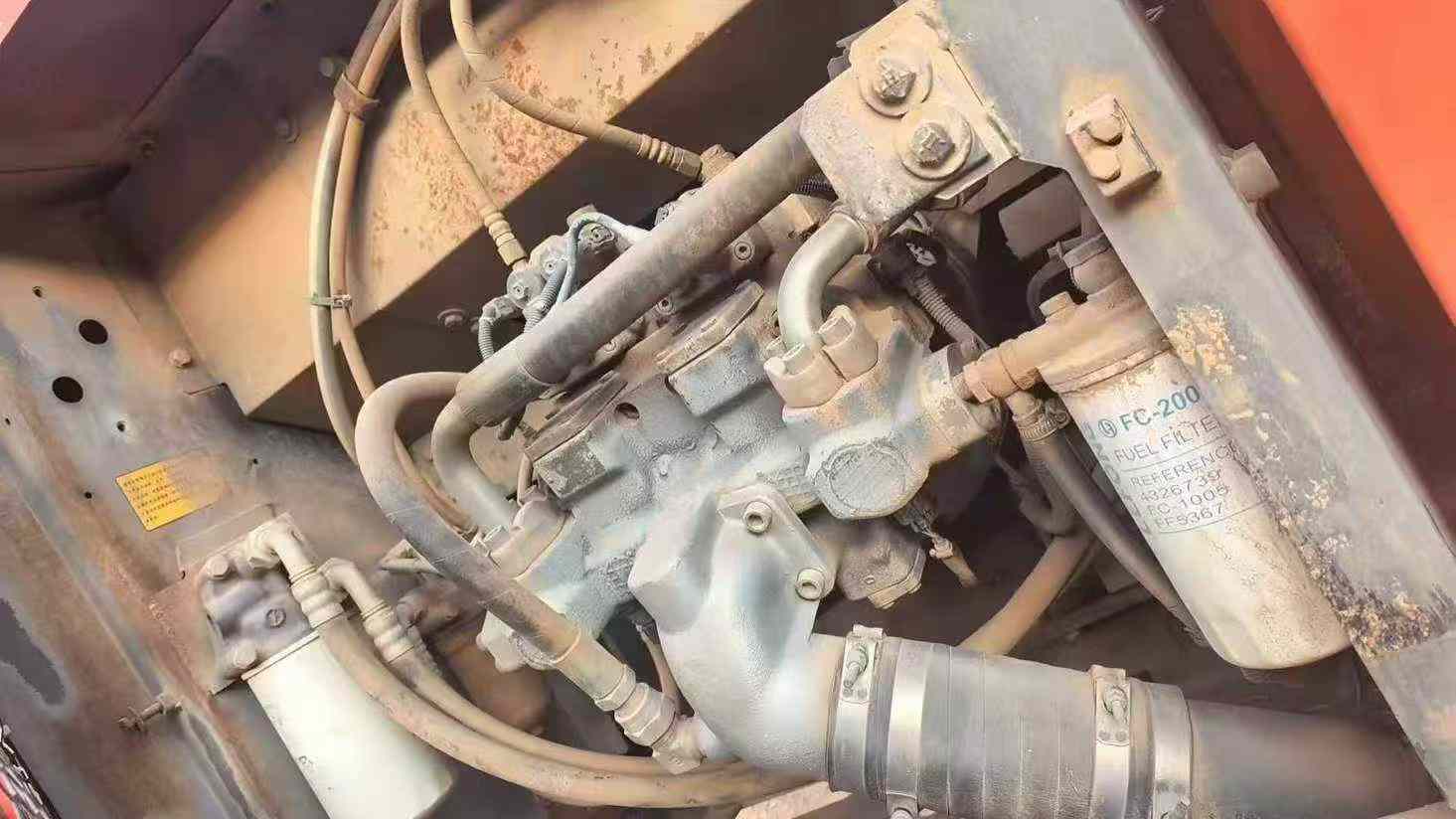 Used Hitachi ZAXIS200 Excavator 2014 Model / 7