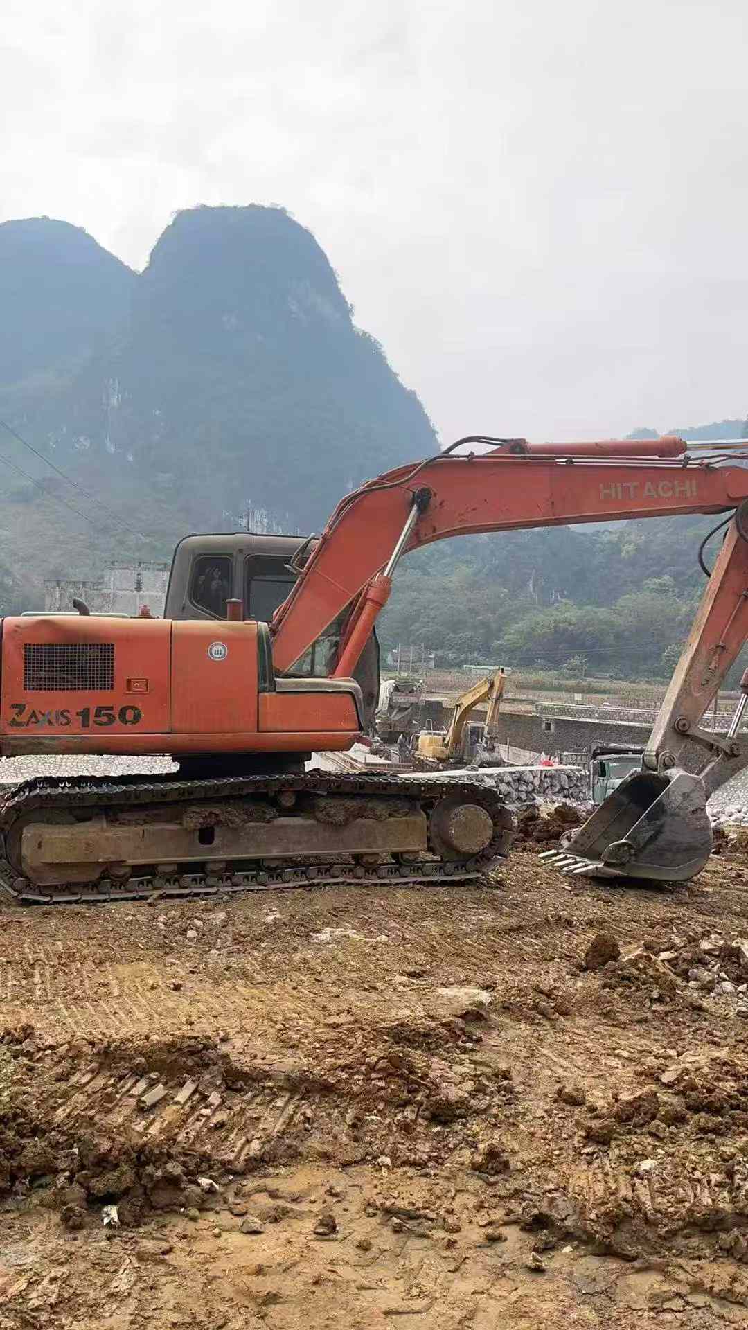 Used Hitachi ZX120 Excavator 2016 Model / 2