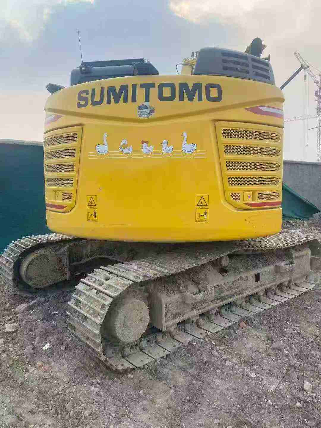 Used Sumitomo SH125X-3 Excavator 2016 Model / 2