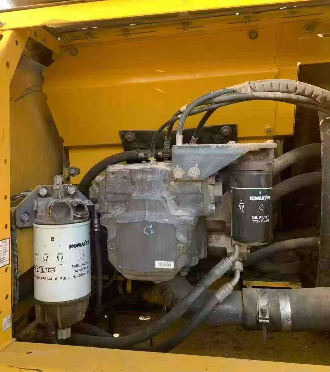 Used Komatsu PC200-8 Excavator 2018 Model / 3