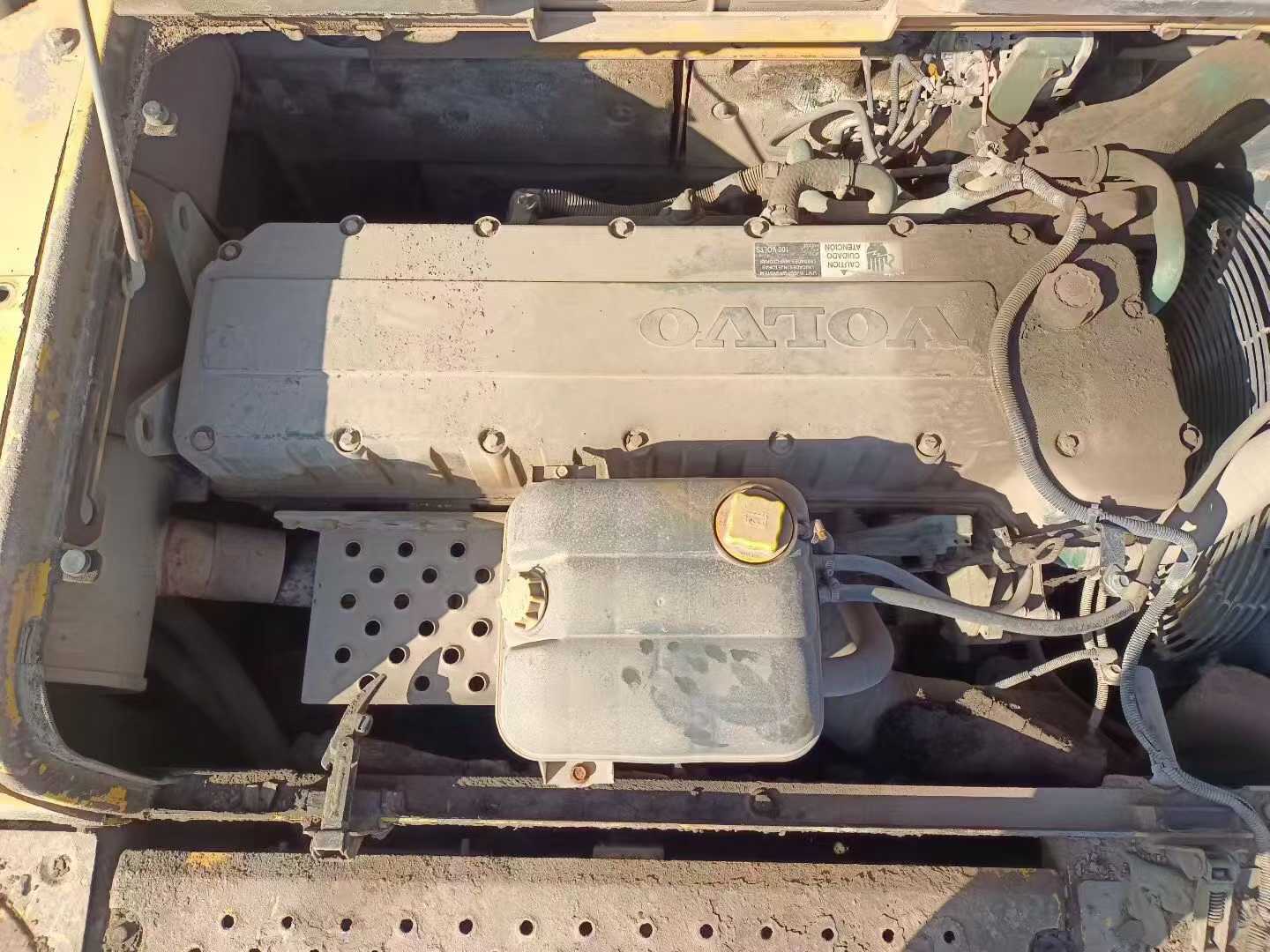 Used Volvo EC60 Excavator 2016 Model / 7