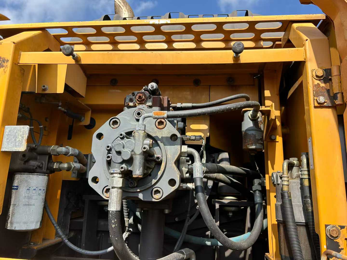 Used Sany SW305K Excavator 2016 Model / 6