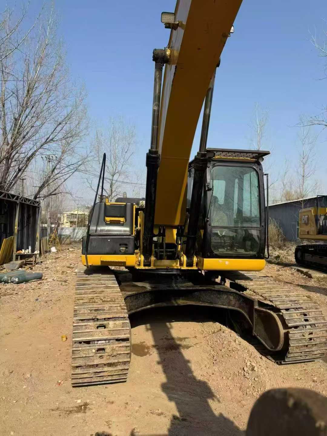 Used Caterpillar 330L Excavator 2017 Model / 4