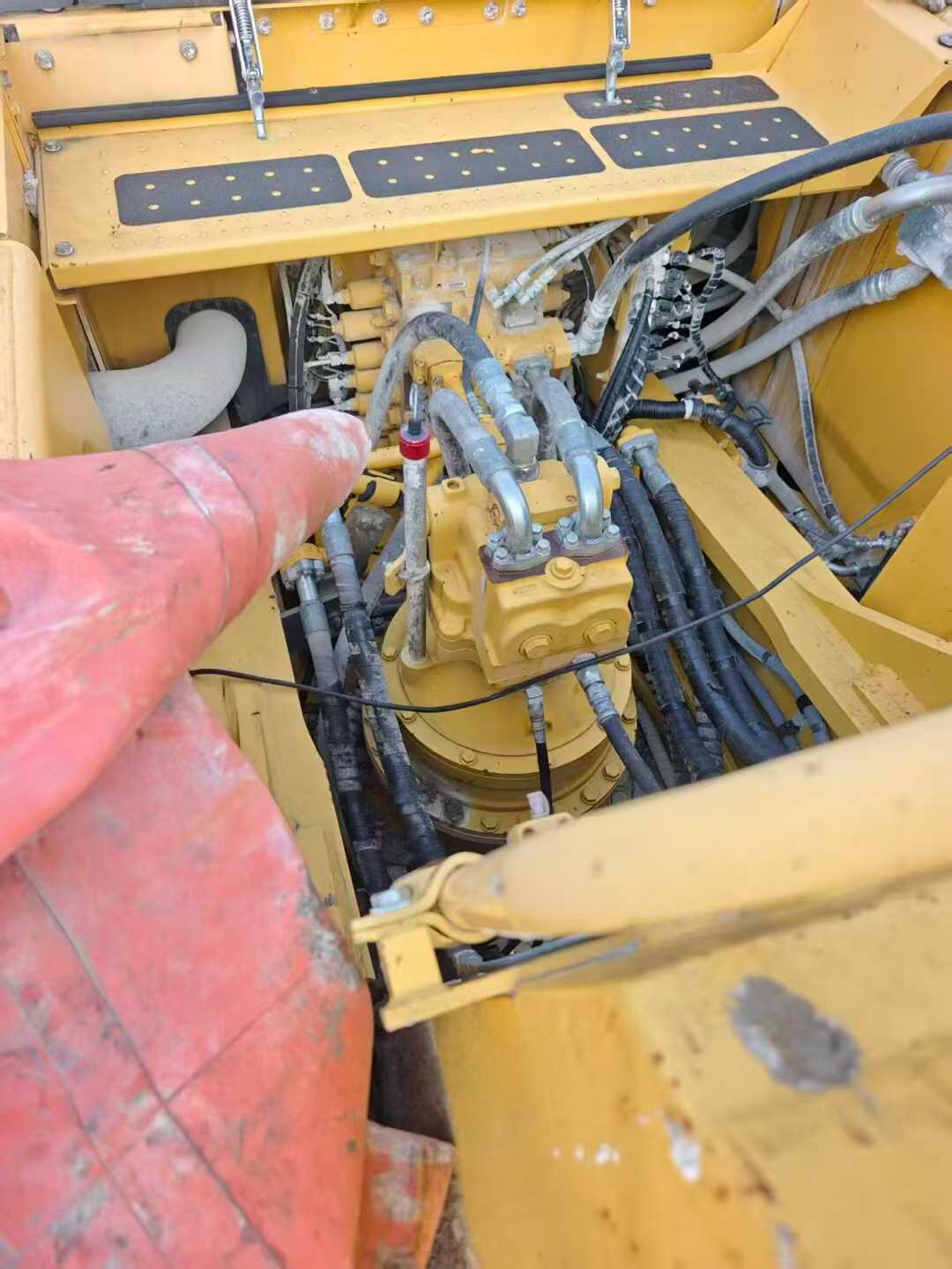 Used Komatsu PC500LC-10M0 Excavator 2020 Model / 3