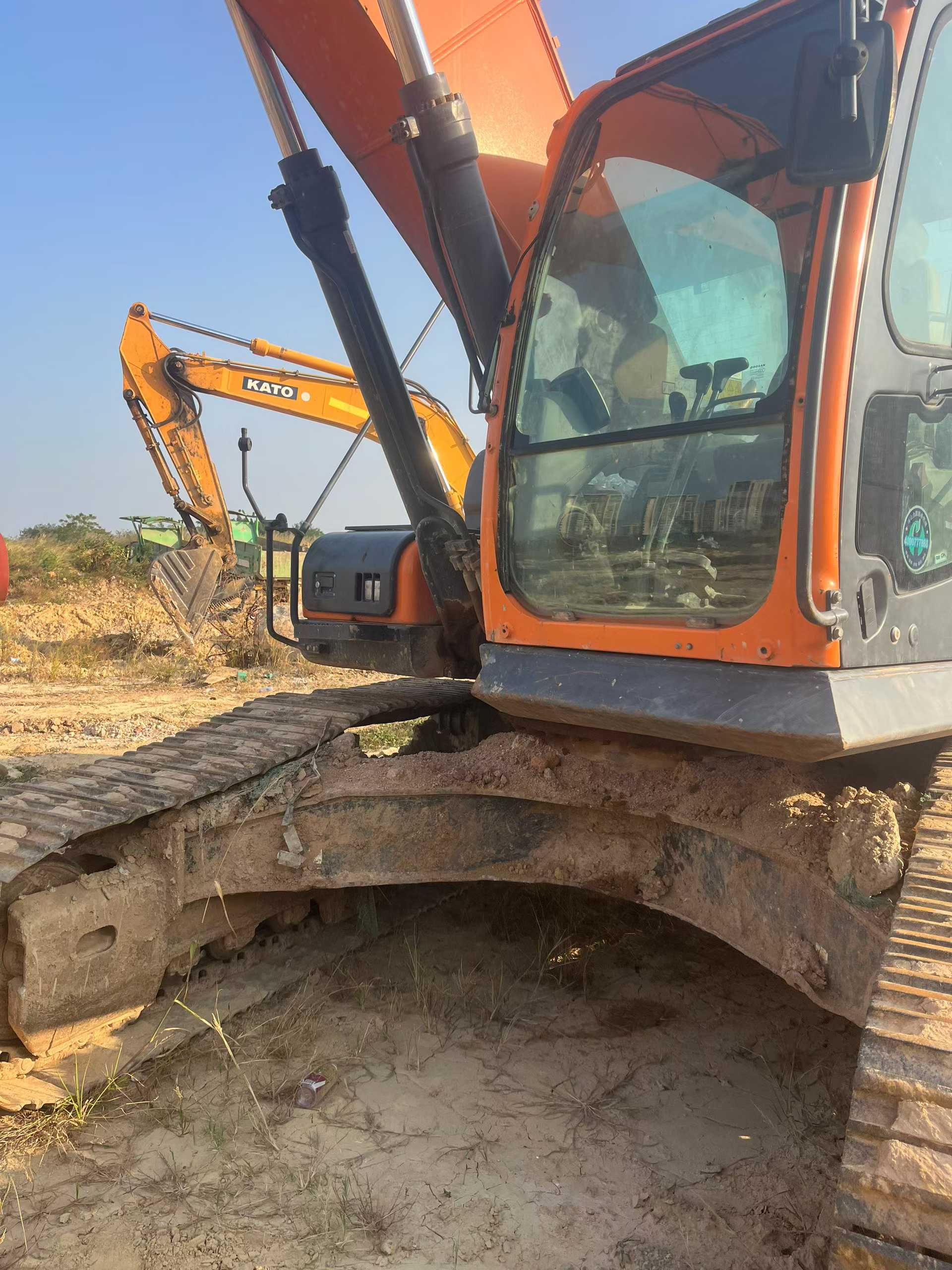 Used Doosan DX60 Excavator 2021 Model / 6