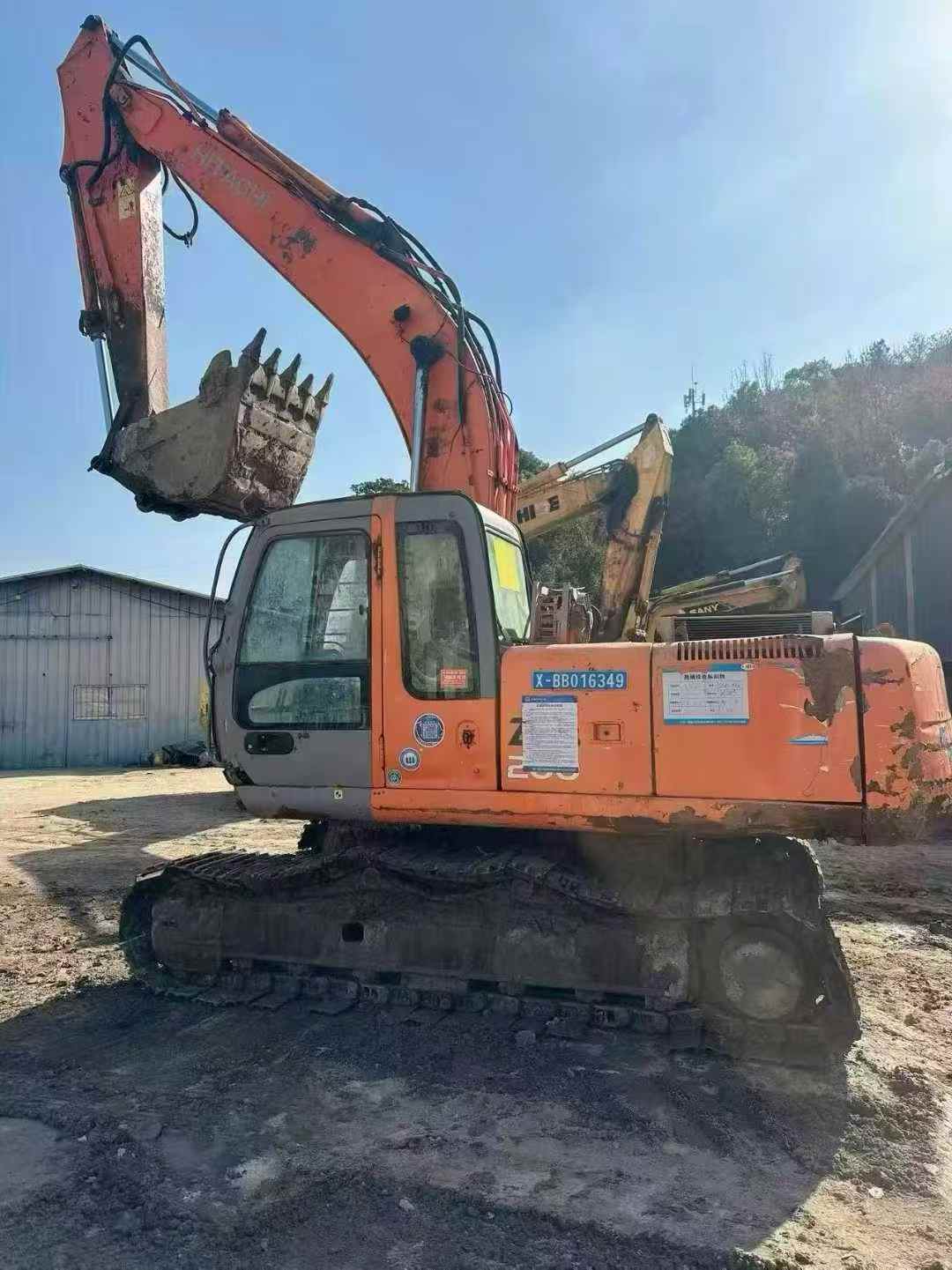 Used Hitachi ZAXIS200 Excavator 2016 Model / 3