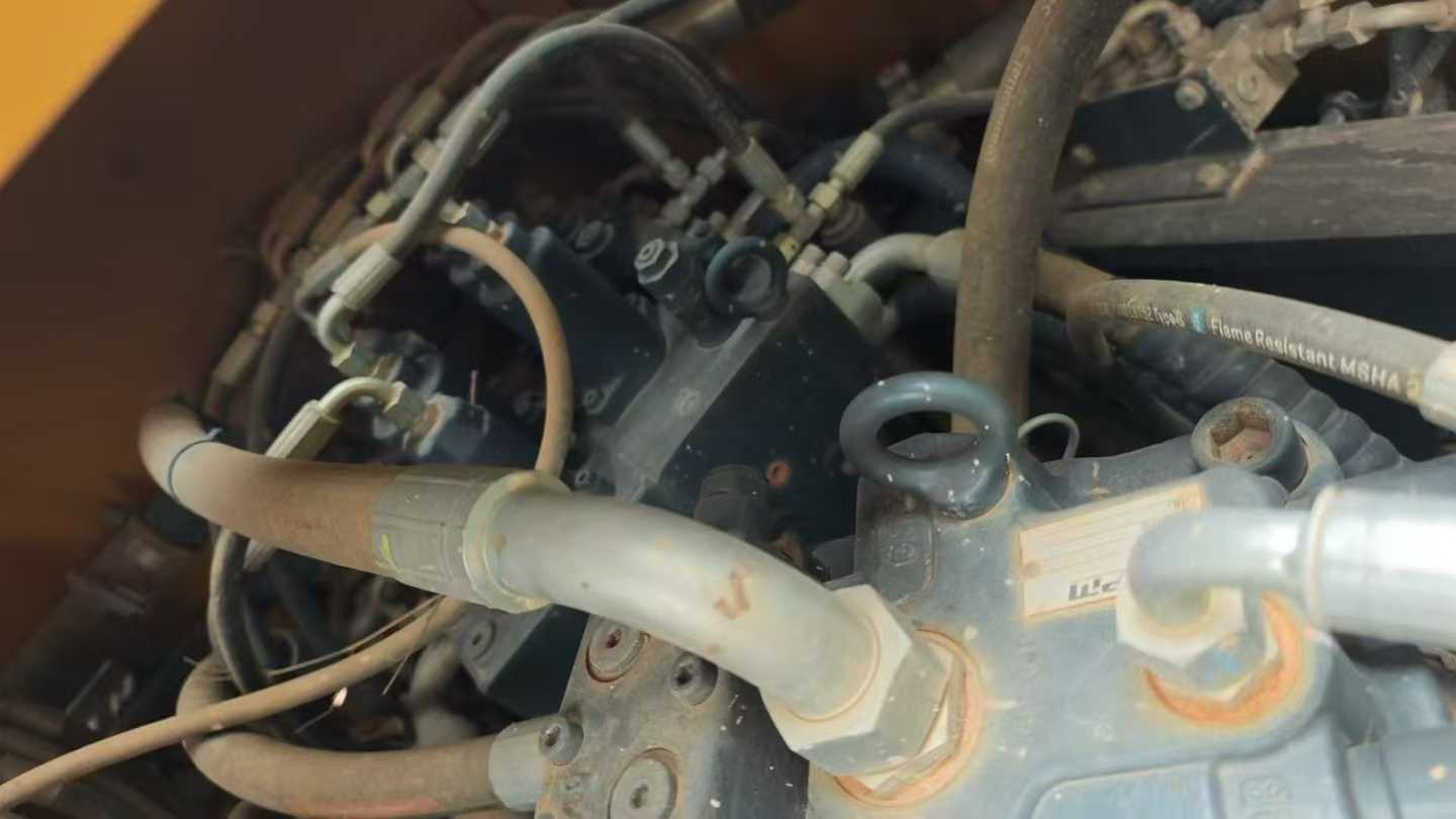 Used XCMG XE4000 Excavator 2023 Model / 7