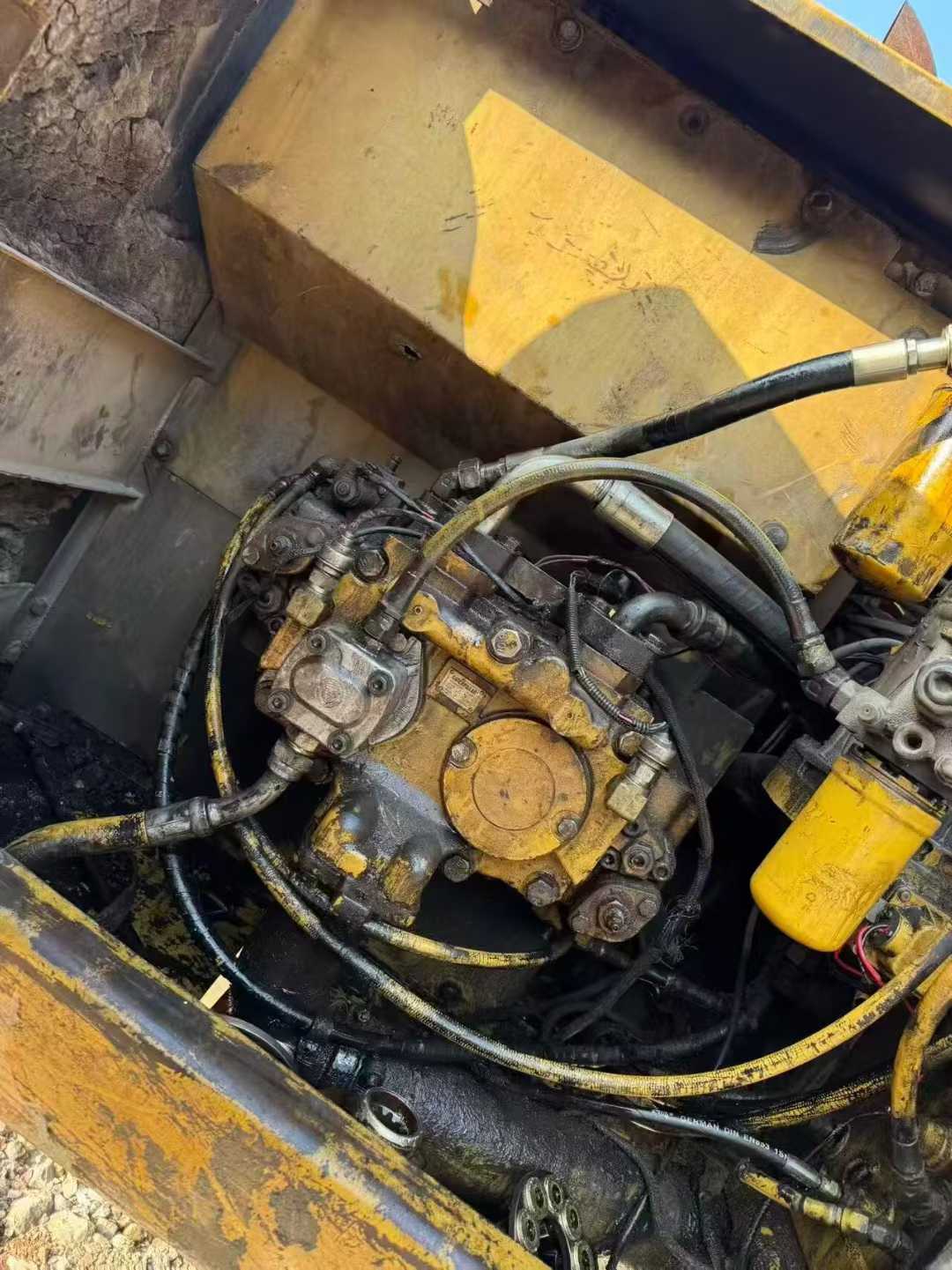 Used Caterpillar 320C Excavator 2016 Model / 2