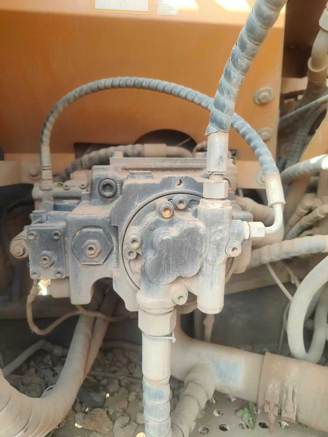 Used Sany SY135 Excavator 2015 Model / 2