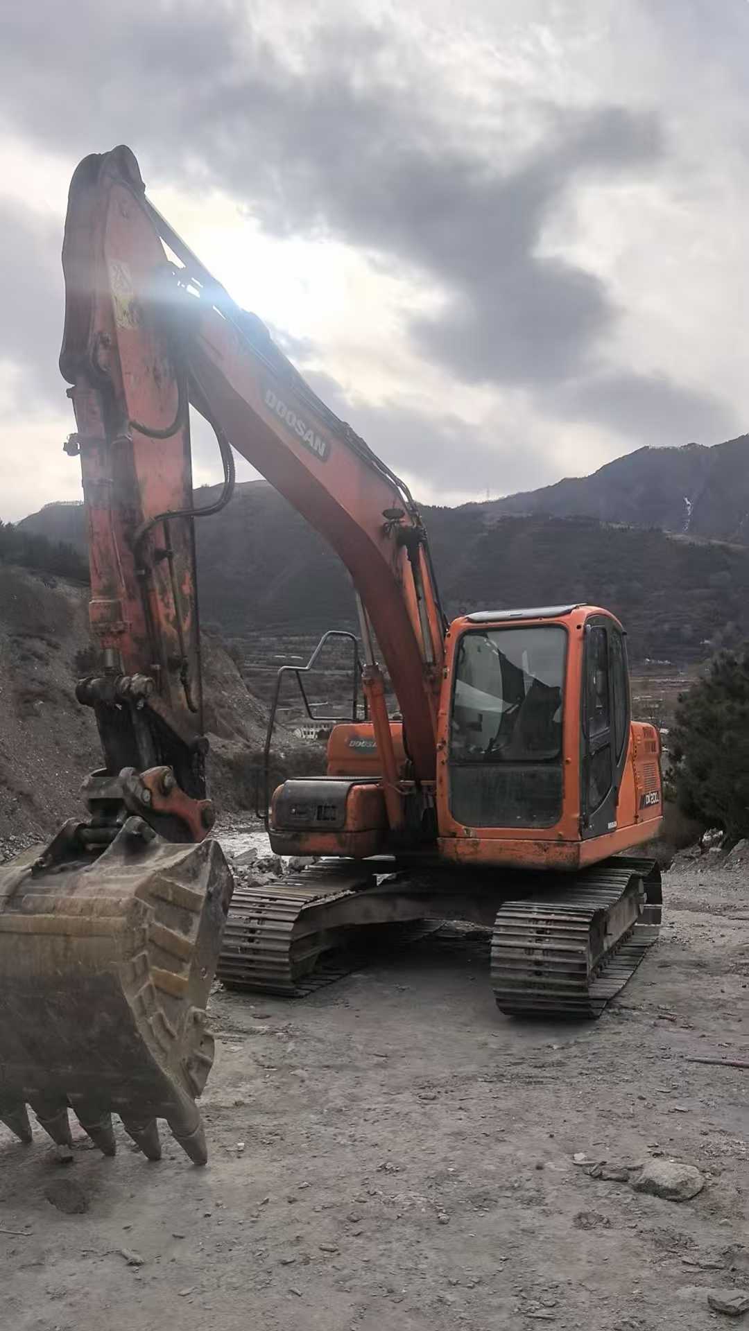 Used Doosan DX15 Excavator 2016 Model