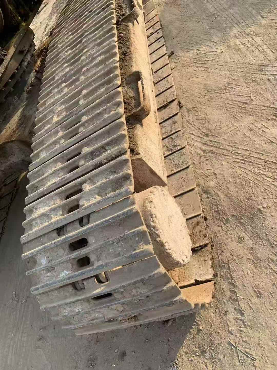 Used Komatsu PC200-8 Excavator 2016 Model / 7