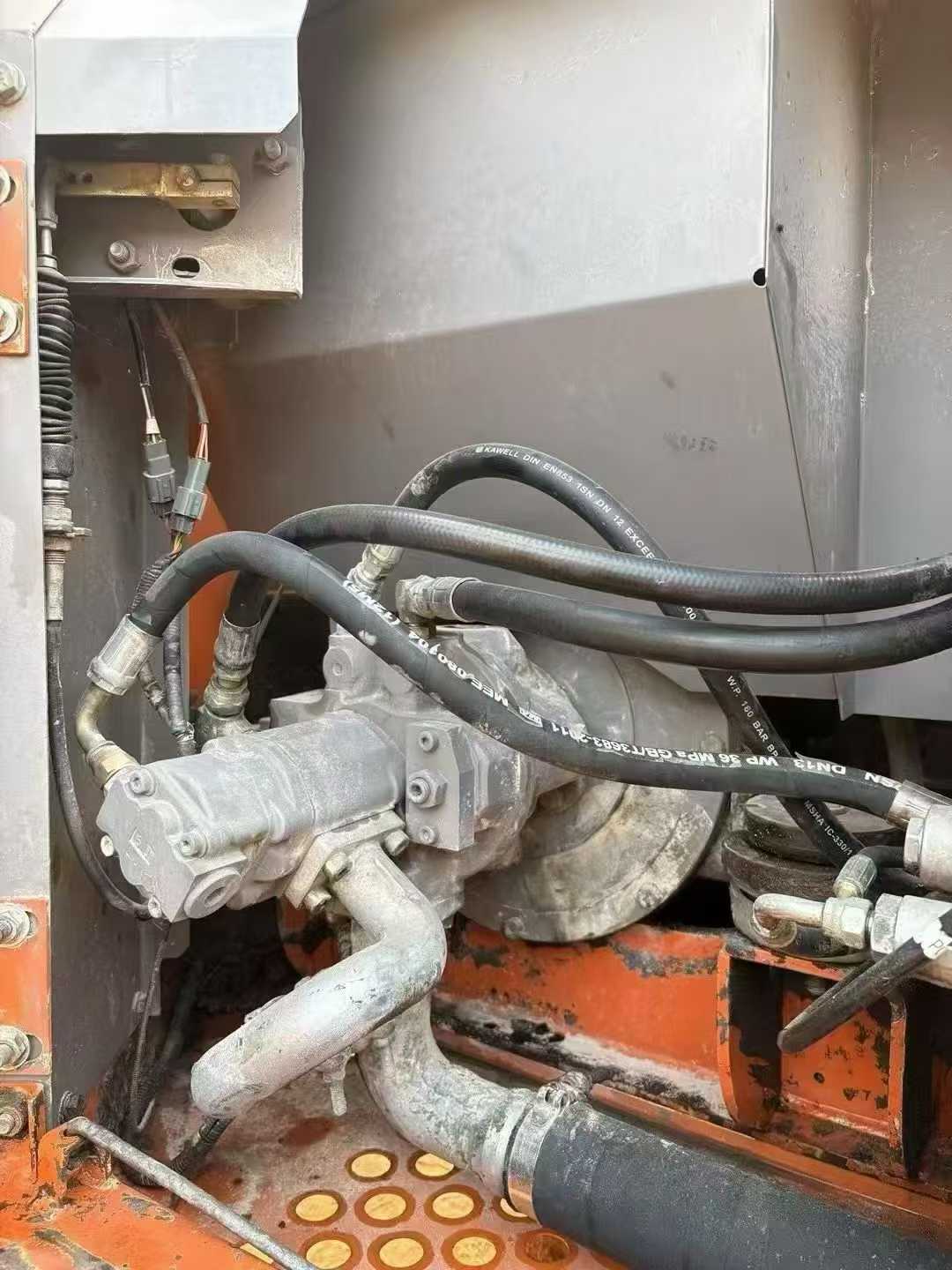 Used Hitachi ZX60 Excavator 2013 Model / 3