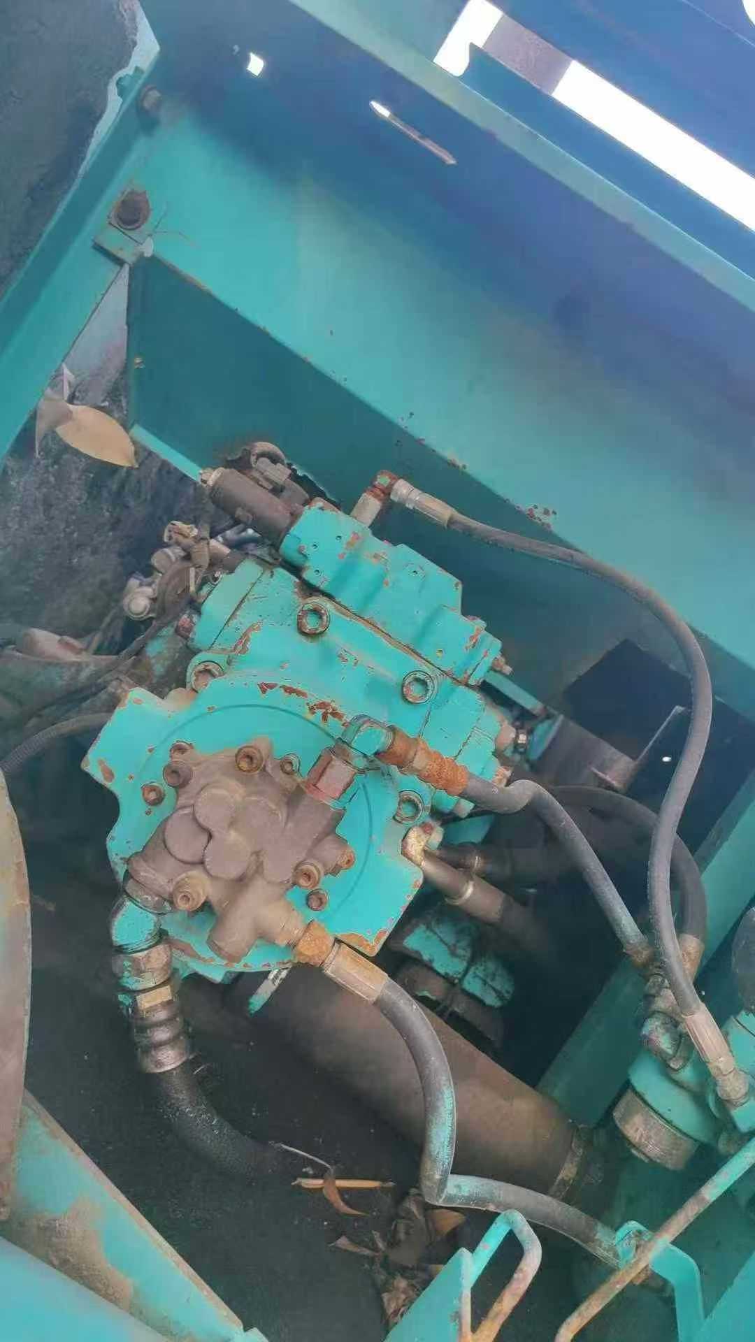 Used Kobelco SK200-5.5 Excavator 2016 Model / 2