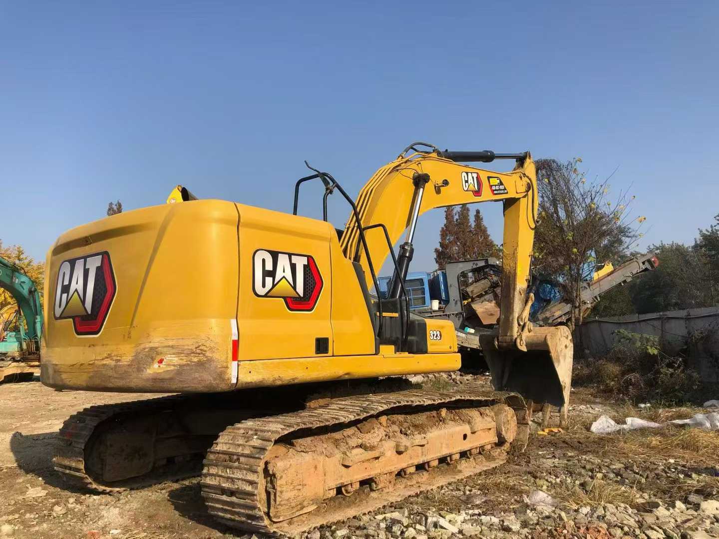 Used Caterpillar 323 Excavator 2020 Model / 3