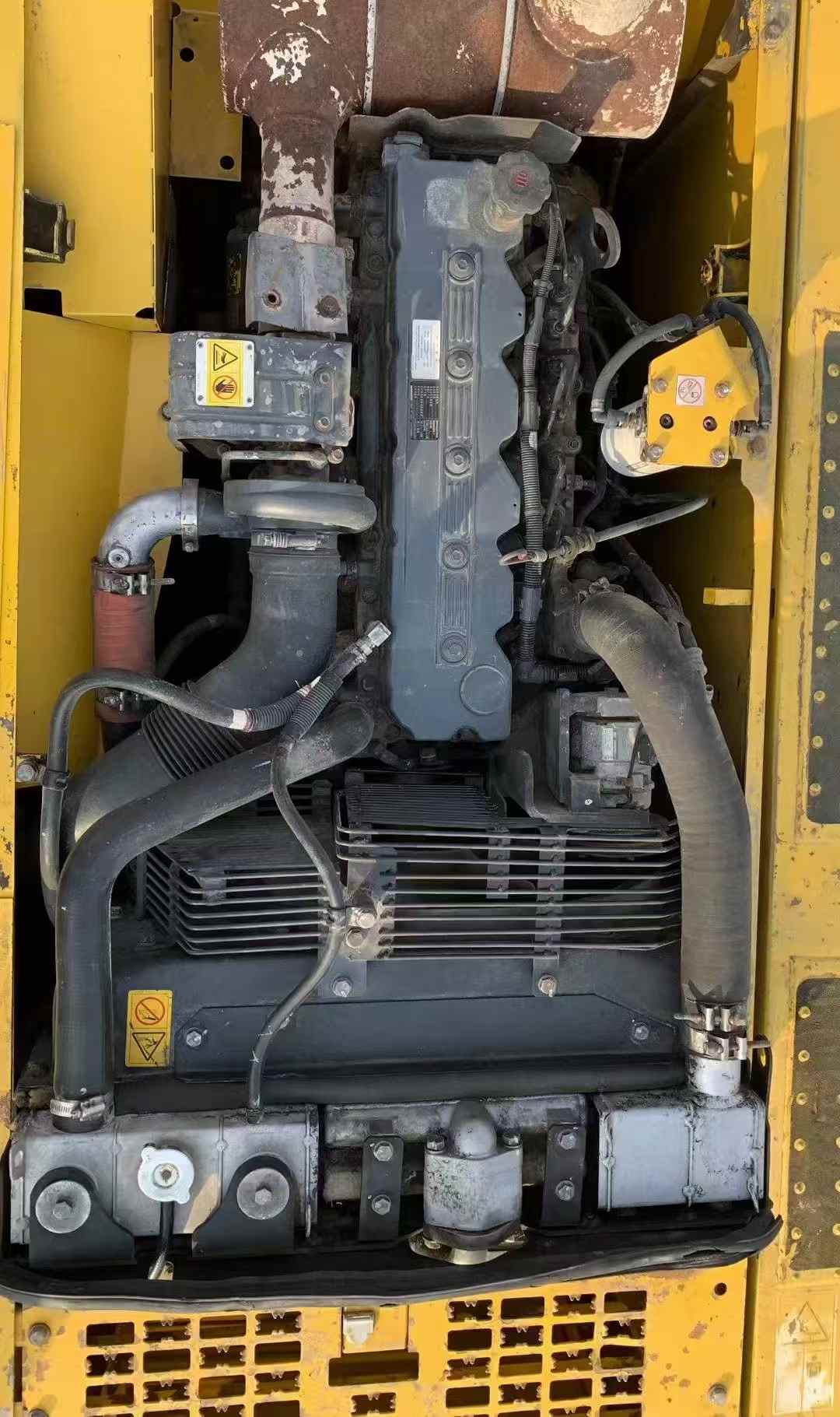 Used Komatsu PC200-8 Excavator 2016 Model / 6