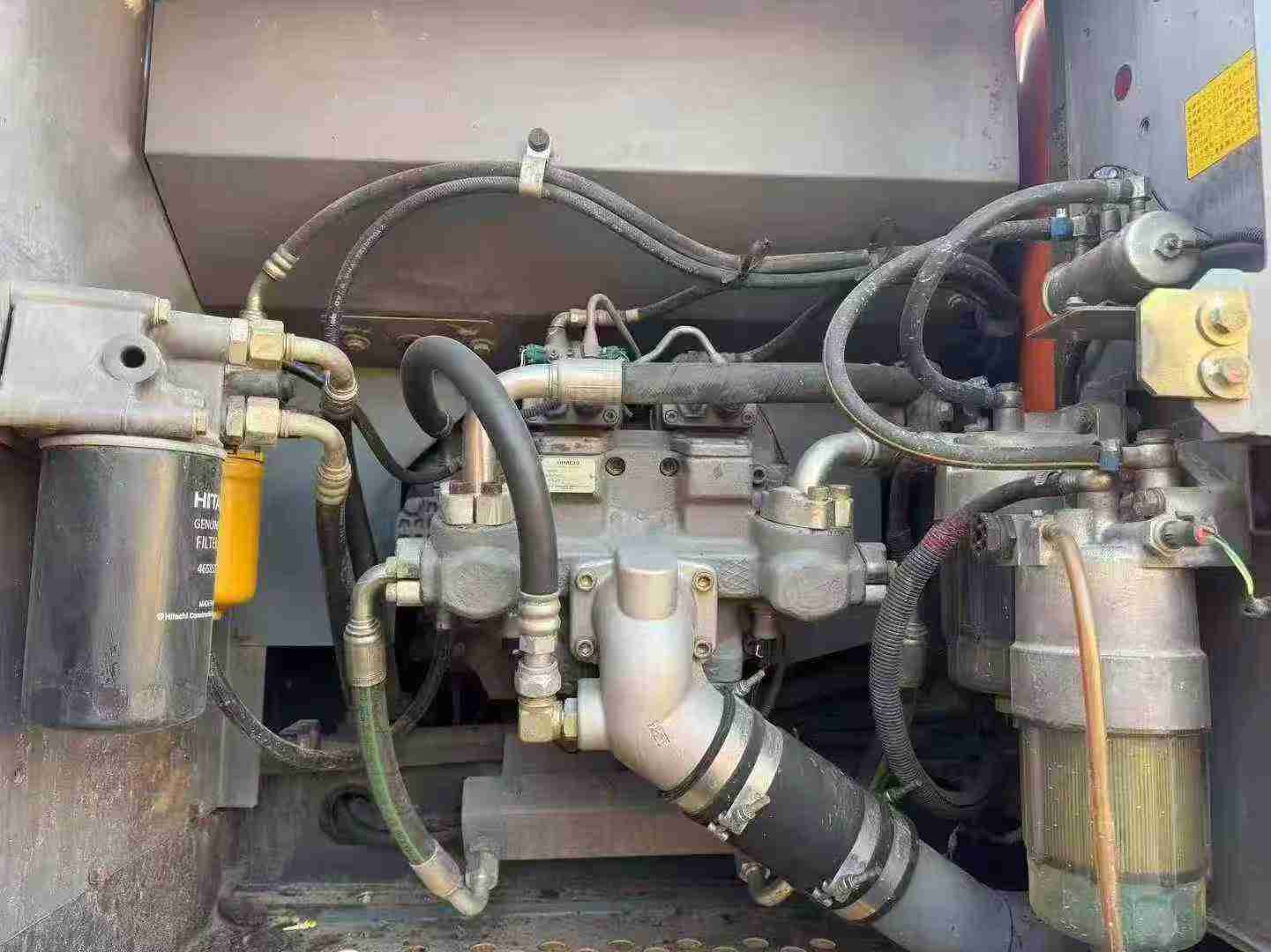 Used Hitachi ZAXIS200 Excavator 2016 Model / 6