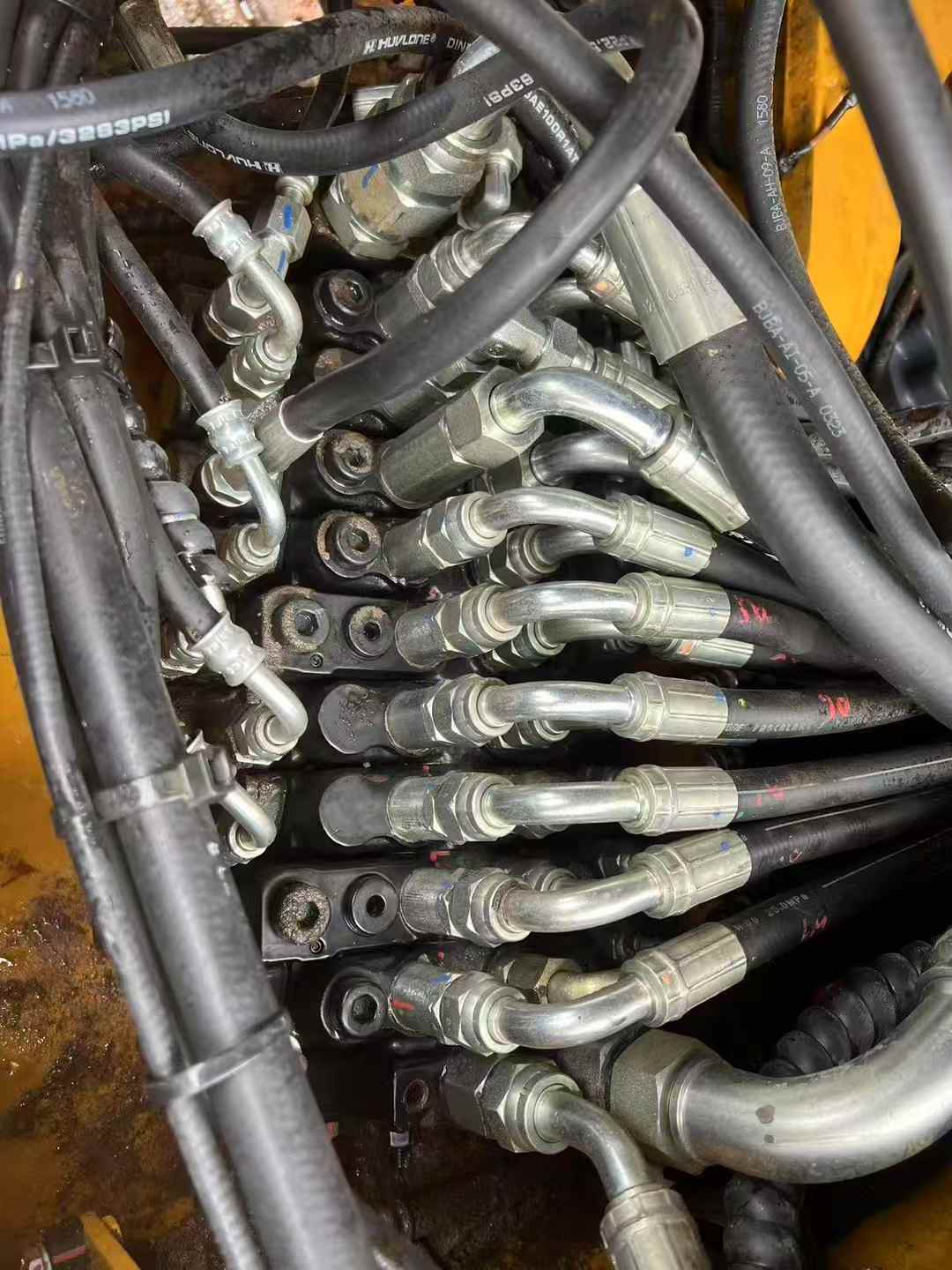 Used XCMG XE35U Excavator 2021 Model / 6