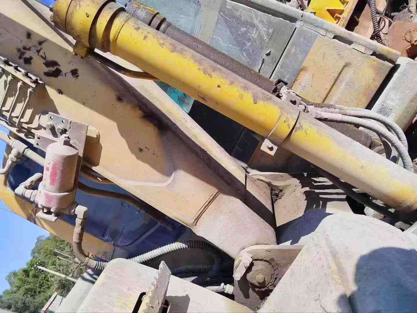 Used Komatsu PC130-8 Excavator 2016 Model / 4