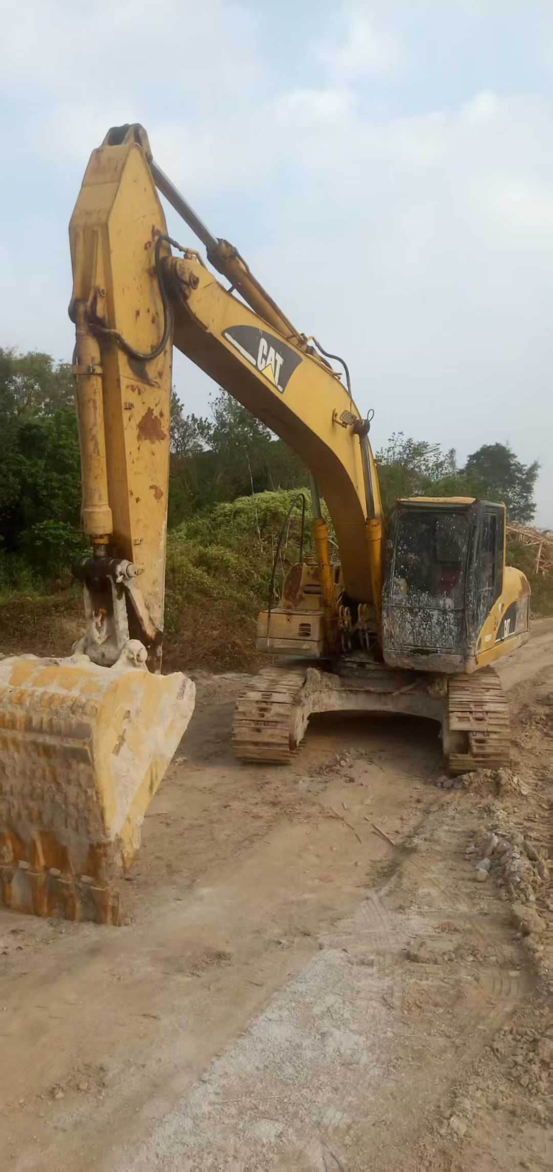 Used Caterpillar 320C Excavator 2016 Model / 8