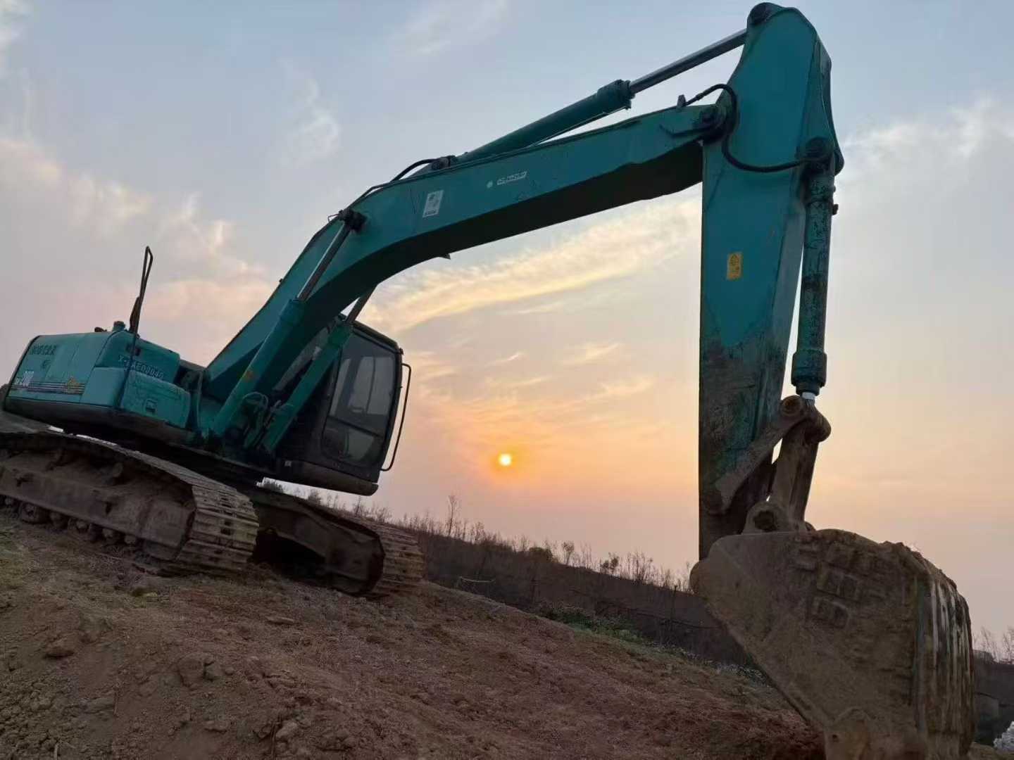 Used Kobelco SK200-10 Excavator 2016 Model