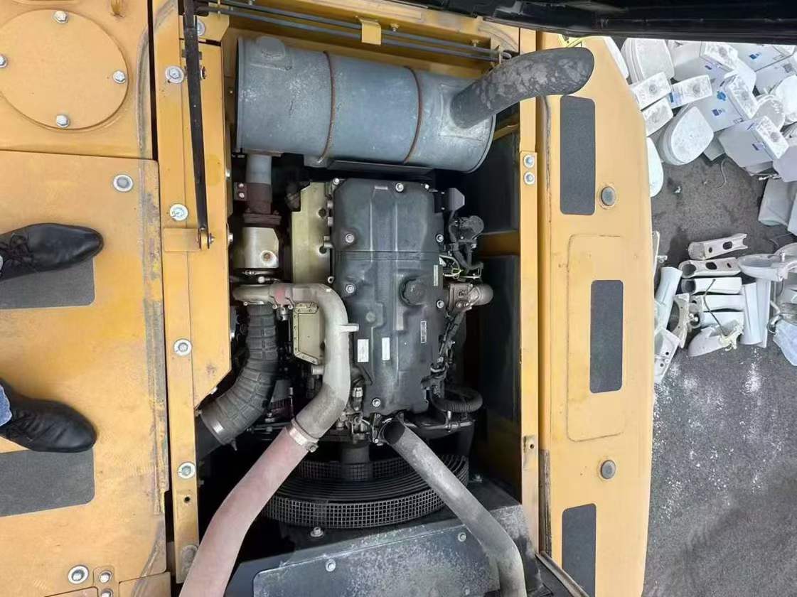 Used Sany SY215W Excavator 2022 Model / 4