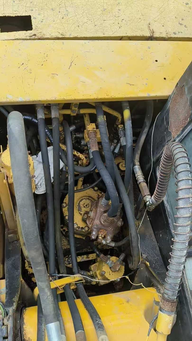 Used Komatsu PW100 Excavator 2016 Model / 4